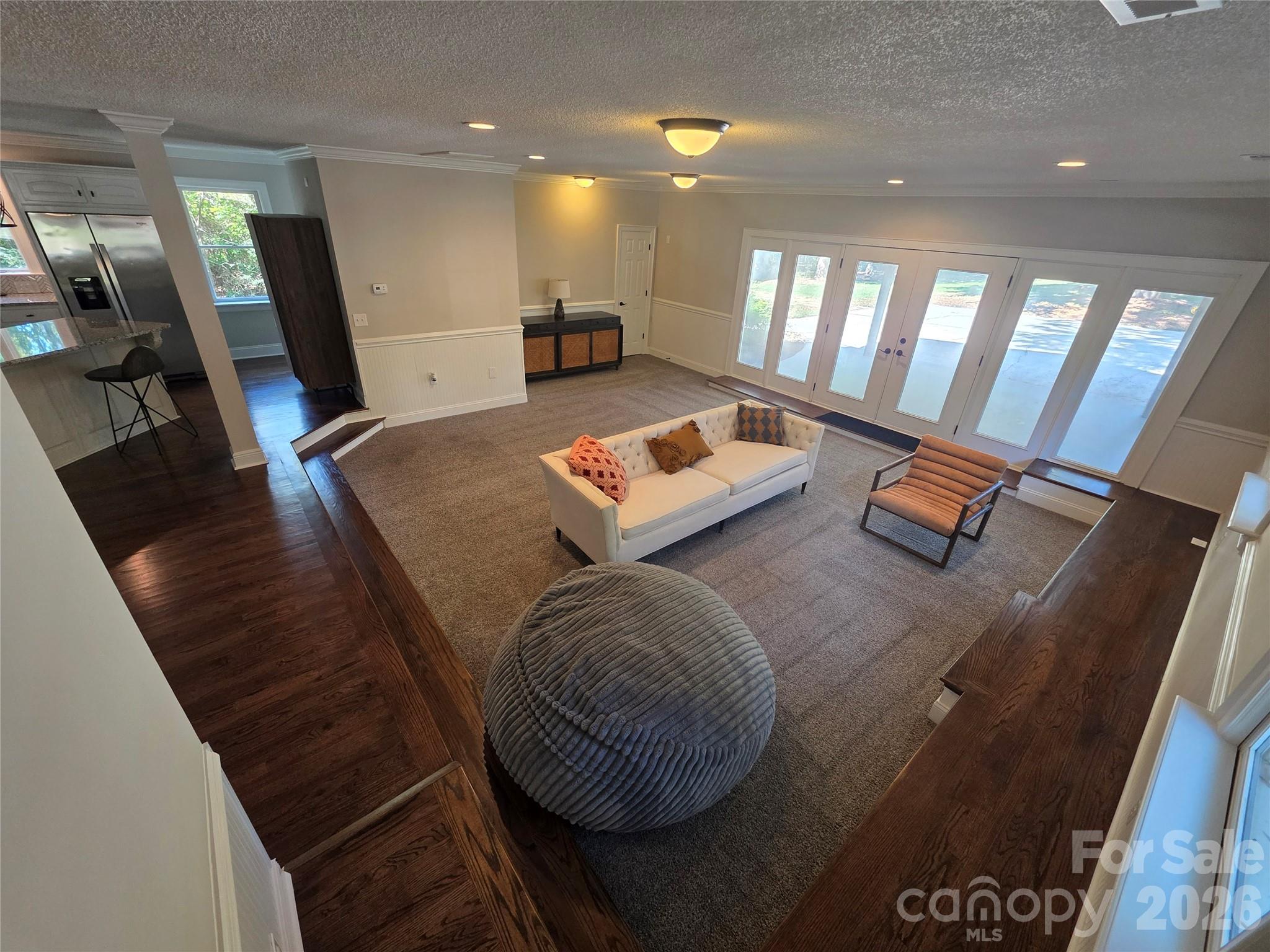 570 Crestside Drive Property Photo 22