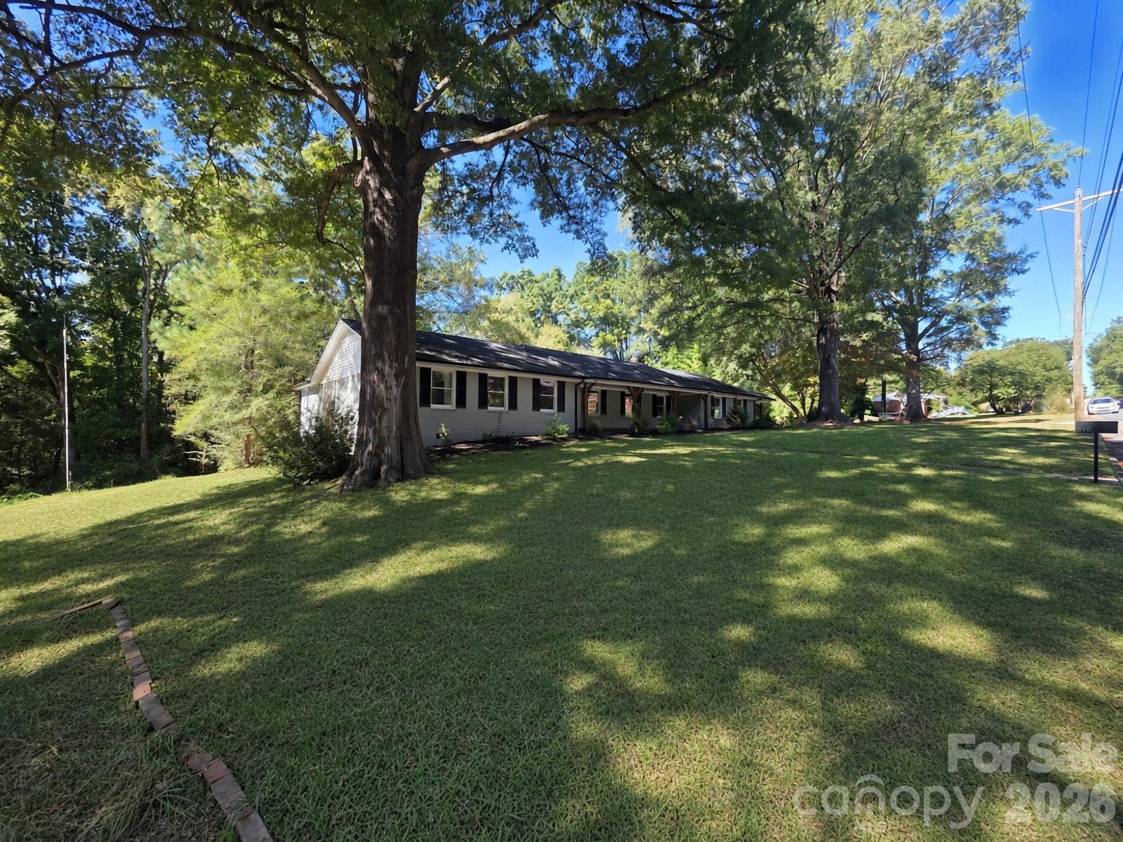 570 Crestside Drive Property Photo 23