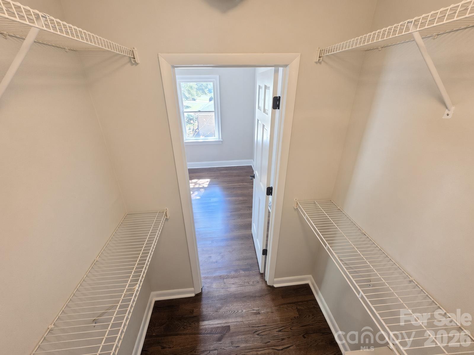 570 Crestside Drive Property Photo 24