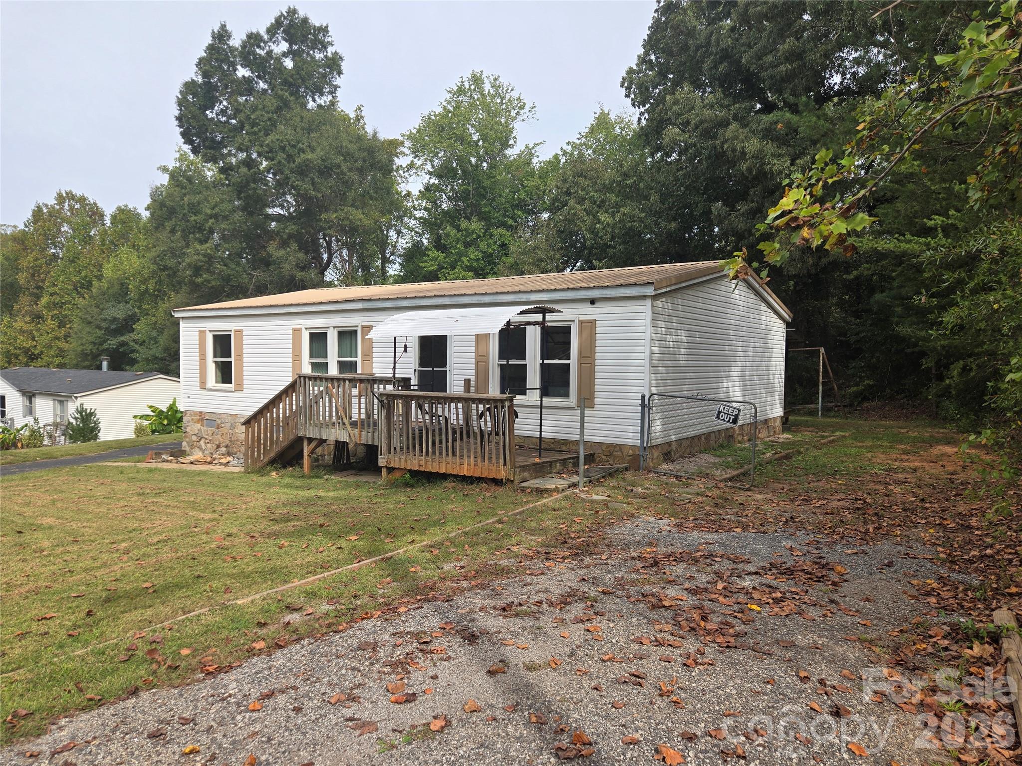 1127 Mcree Heights Circle Property Photo 3