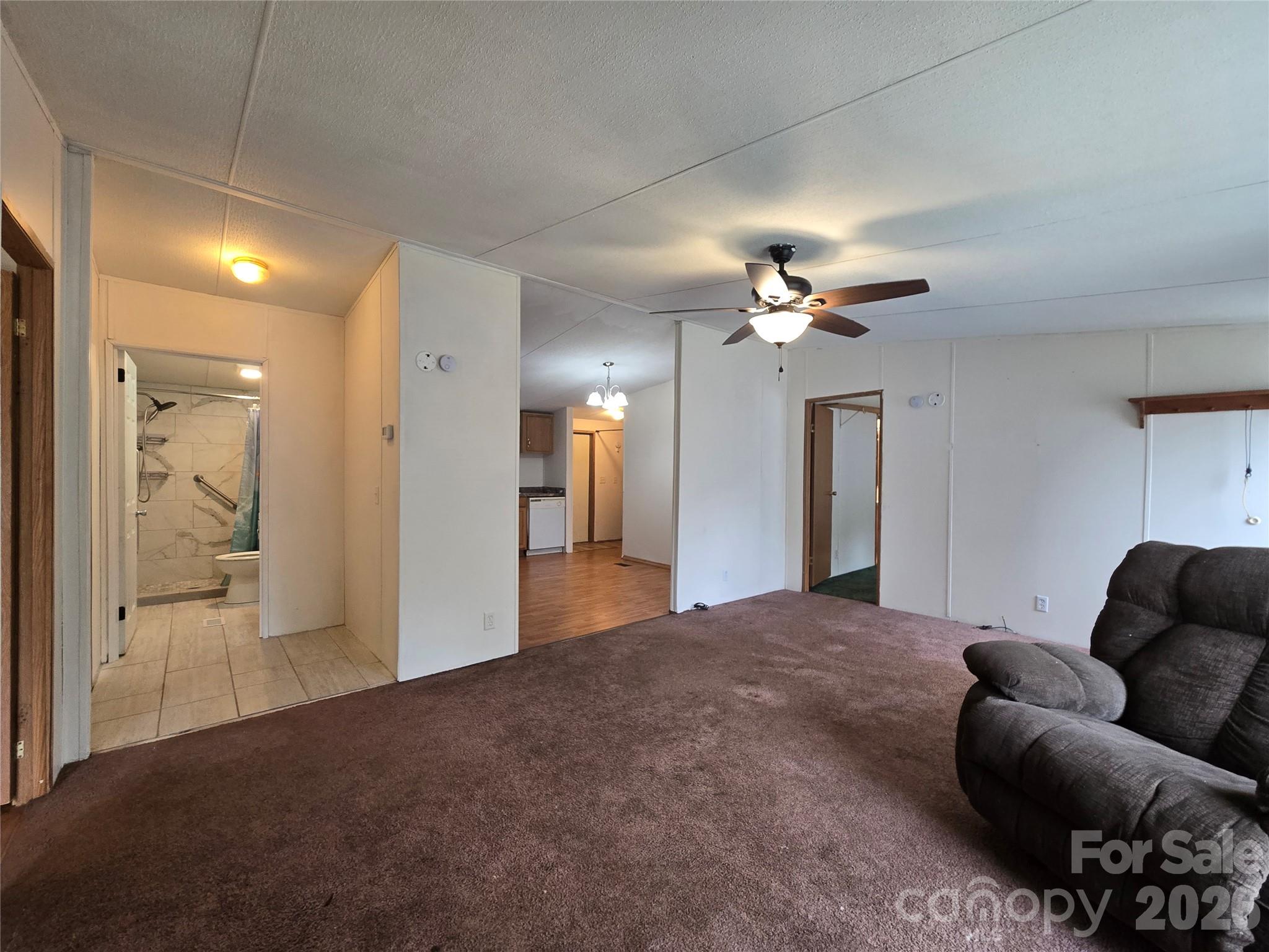 1127 Mcree Heights Circle Property Photo 6