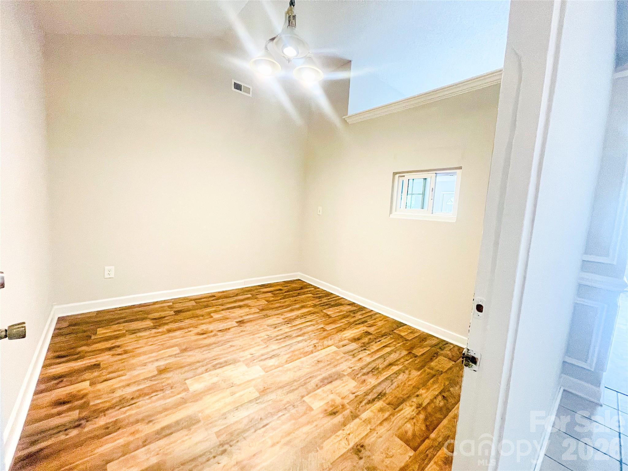 1011 Cadberry Court Property Photo 10