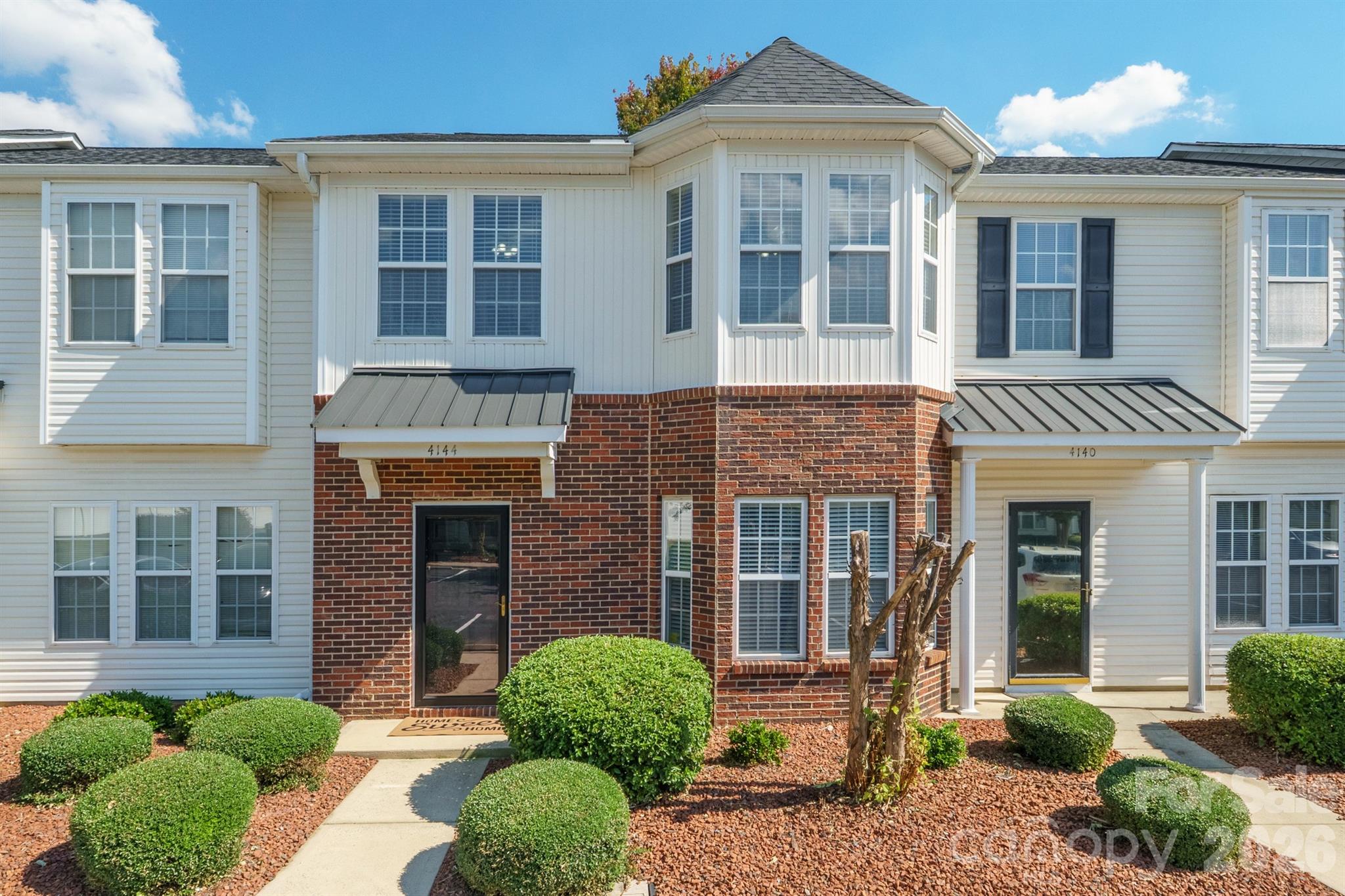 4144 Kenton Glenn Court Property Photo 1