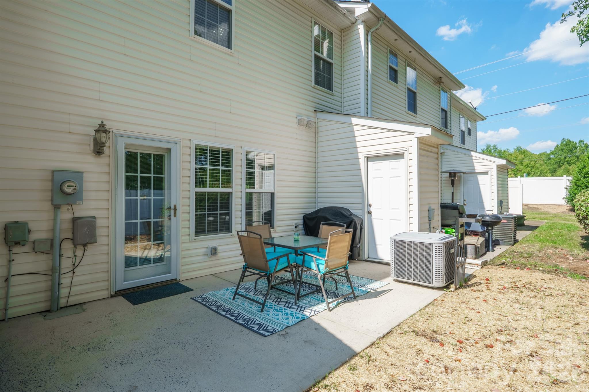 4144 Kenton Glenn Court Property Photo 4