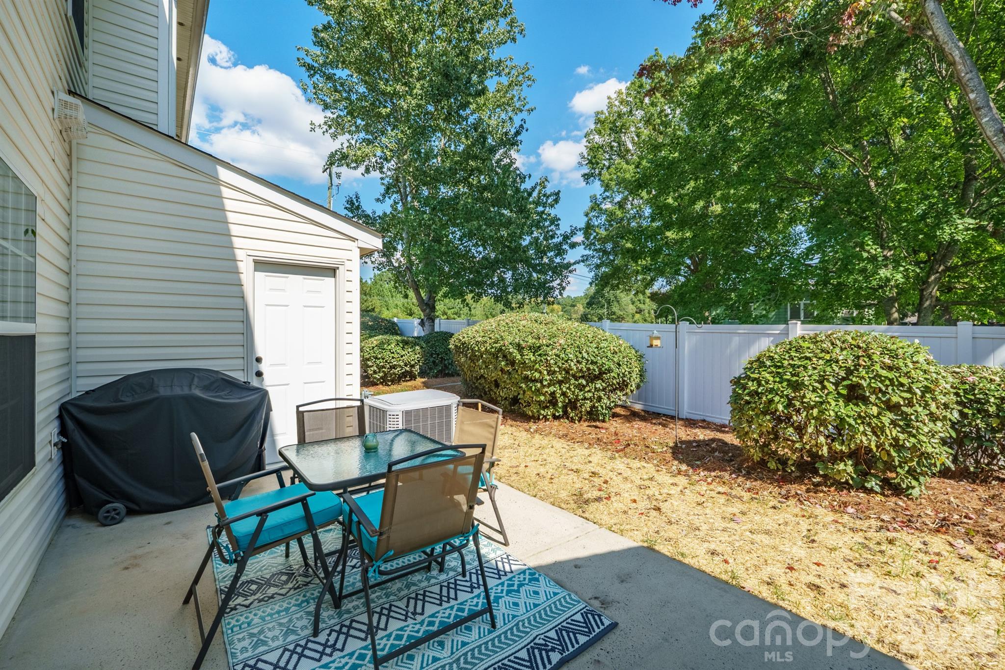 4144 Kenton Glenn Court Property Photo 5