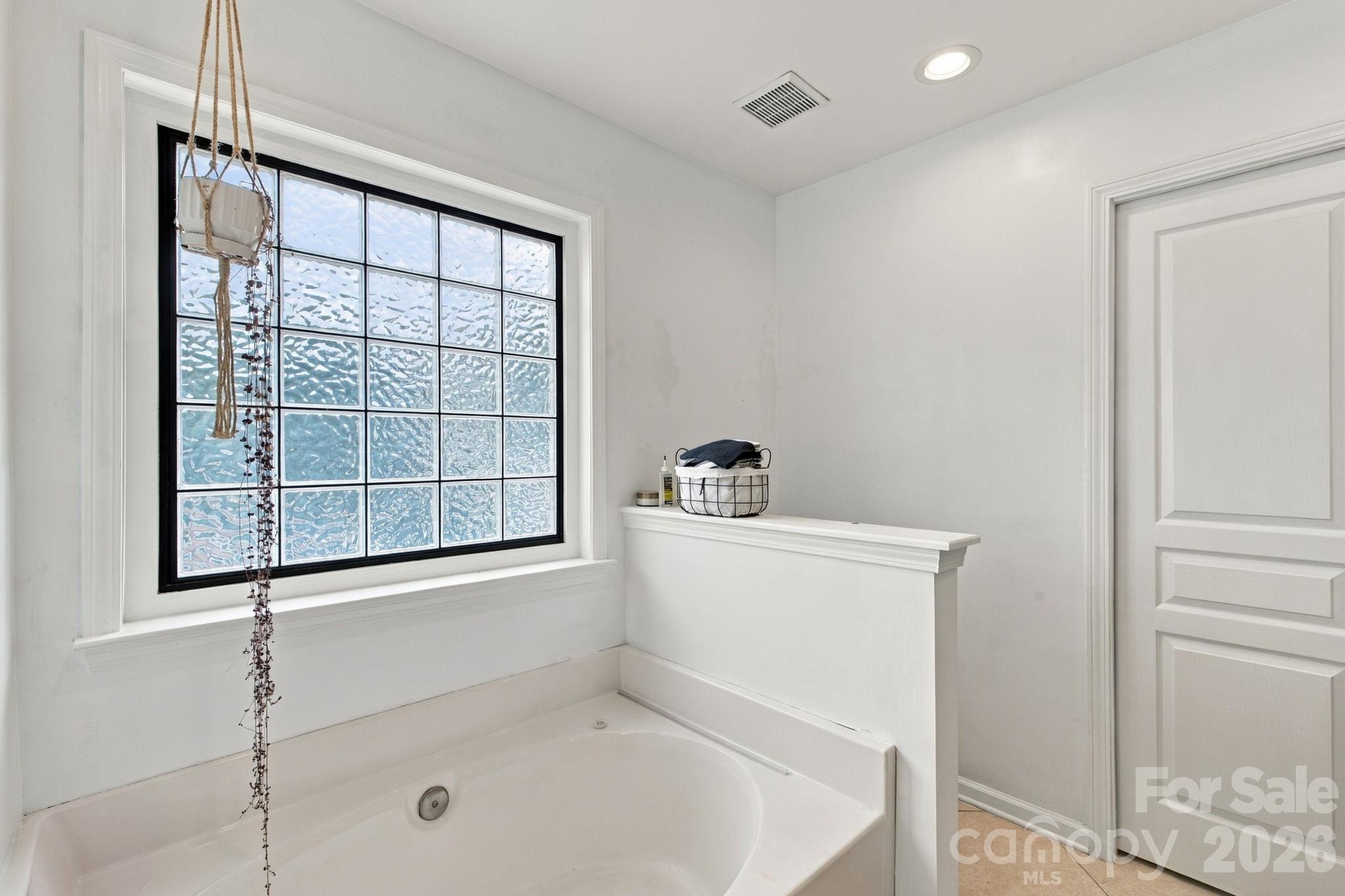 10048 Switchyard Drive Property Photo 20