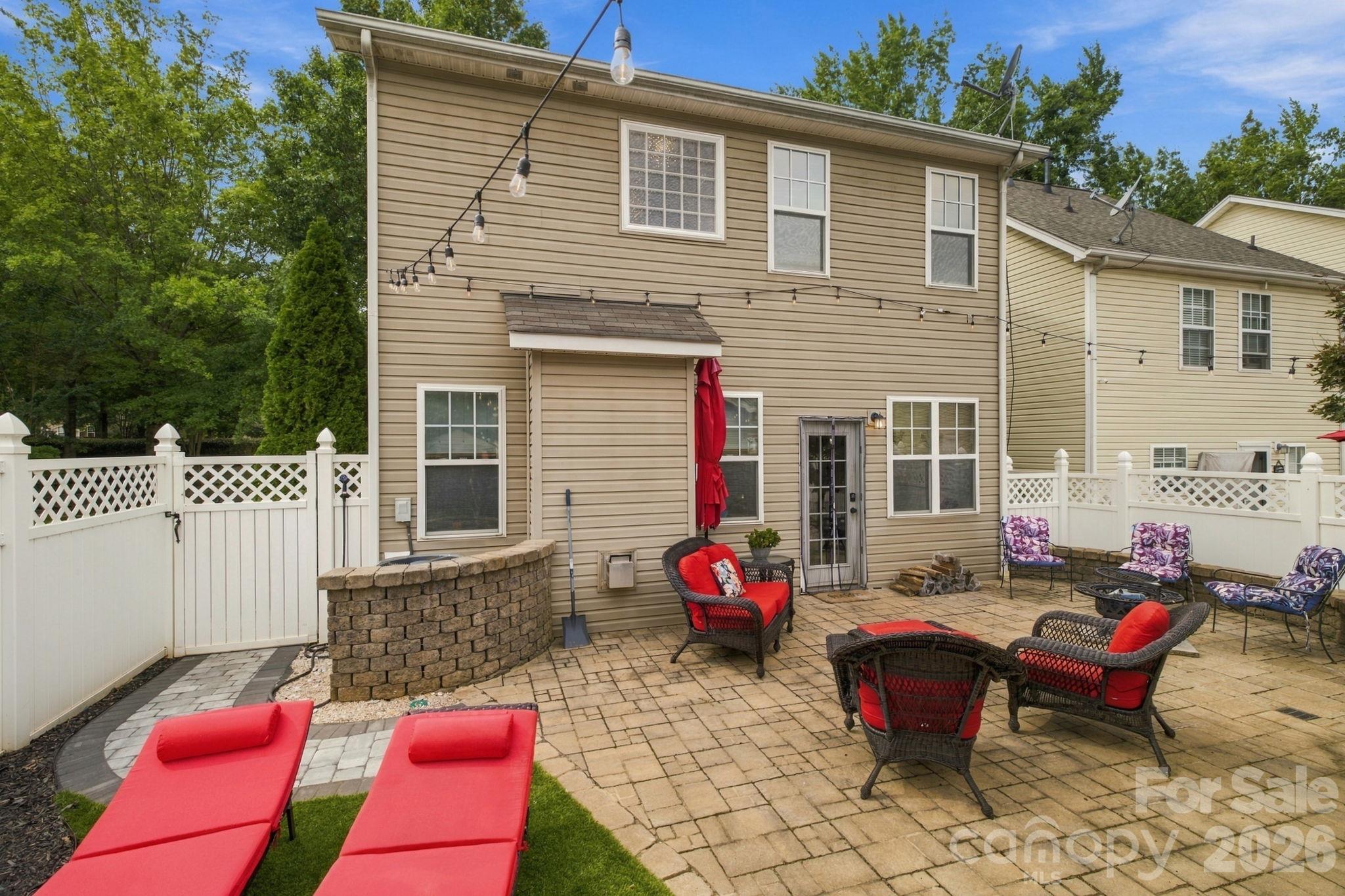 10048 Switchyard Drive Property Photo 24