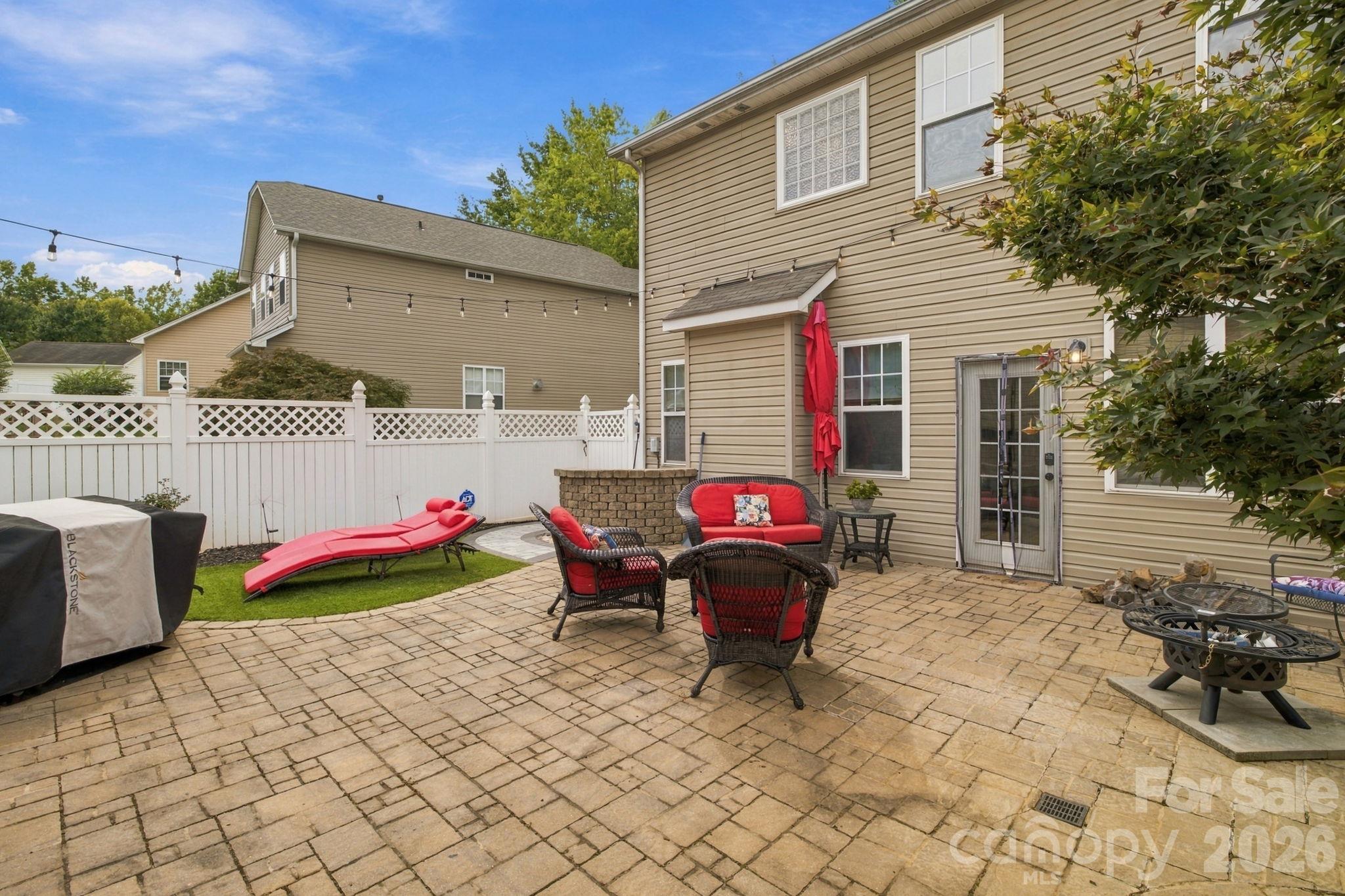 10048 Switchyard Drive Property Photo 25