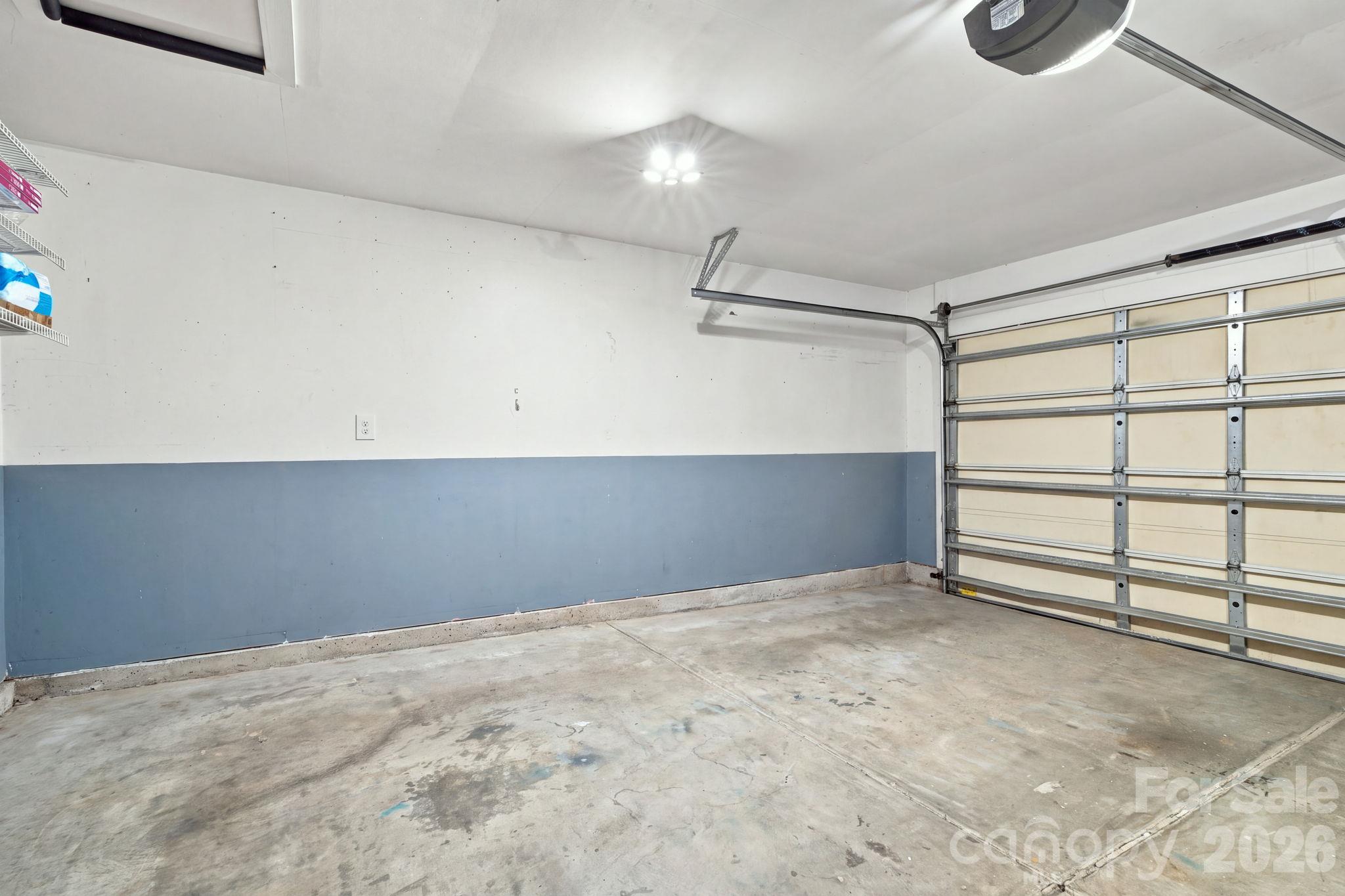 10048 Switchyard Drive Property Photo 28