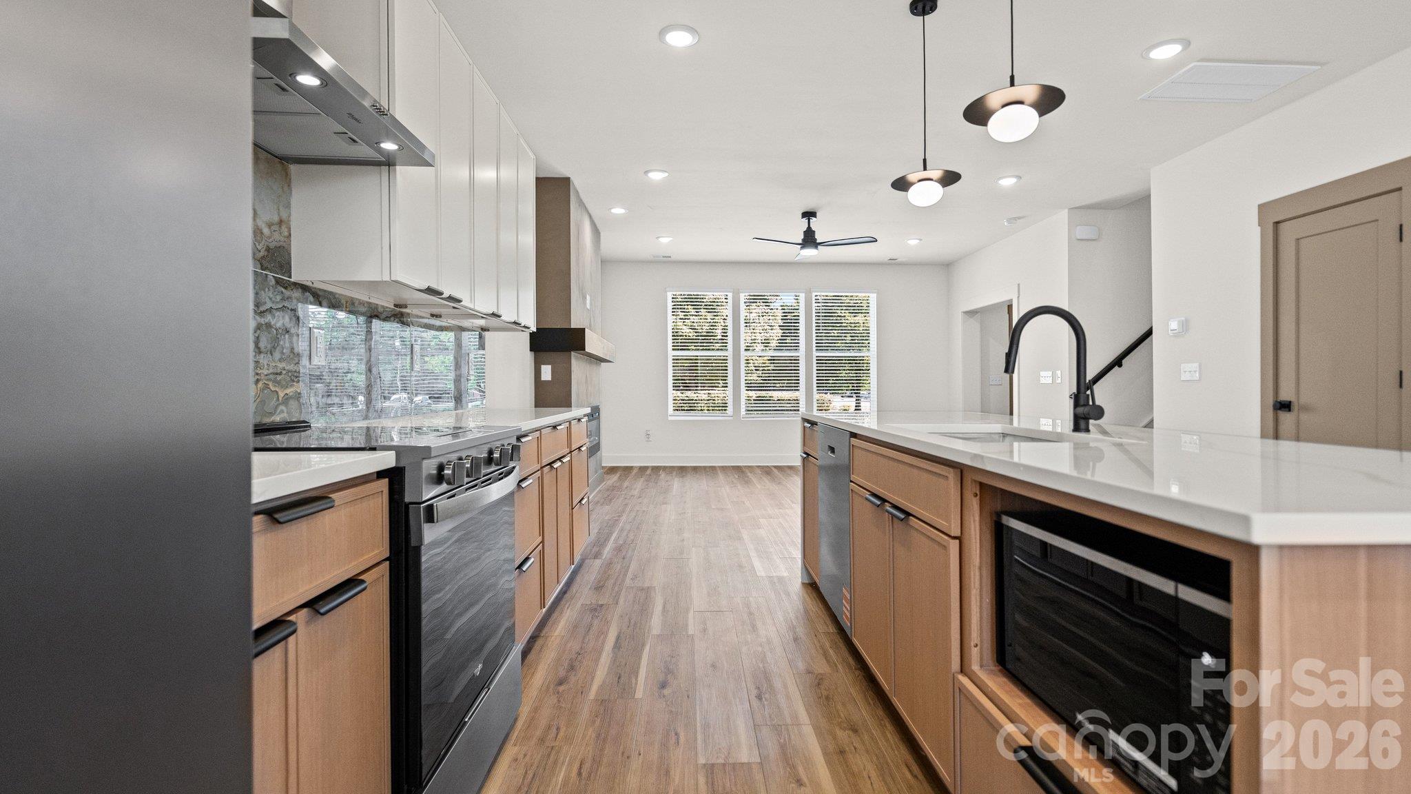 2085 Custer Street Property Photo 17