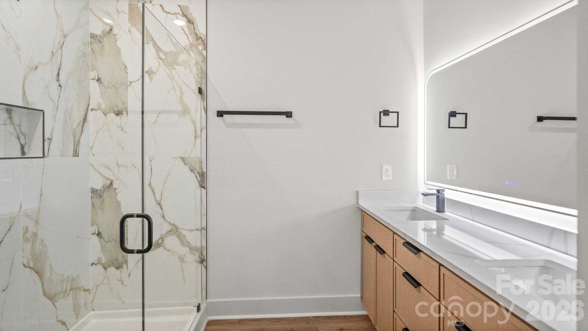 2085 Custer Street Property Photo 25