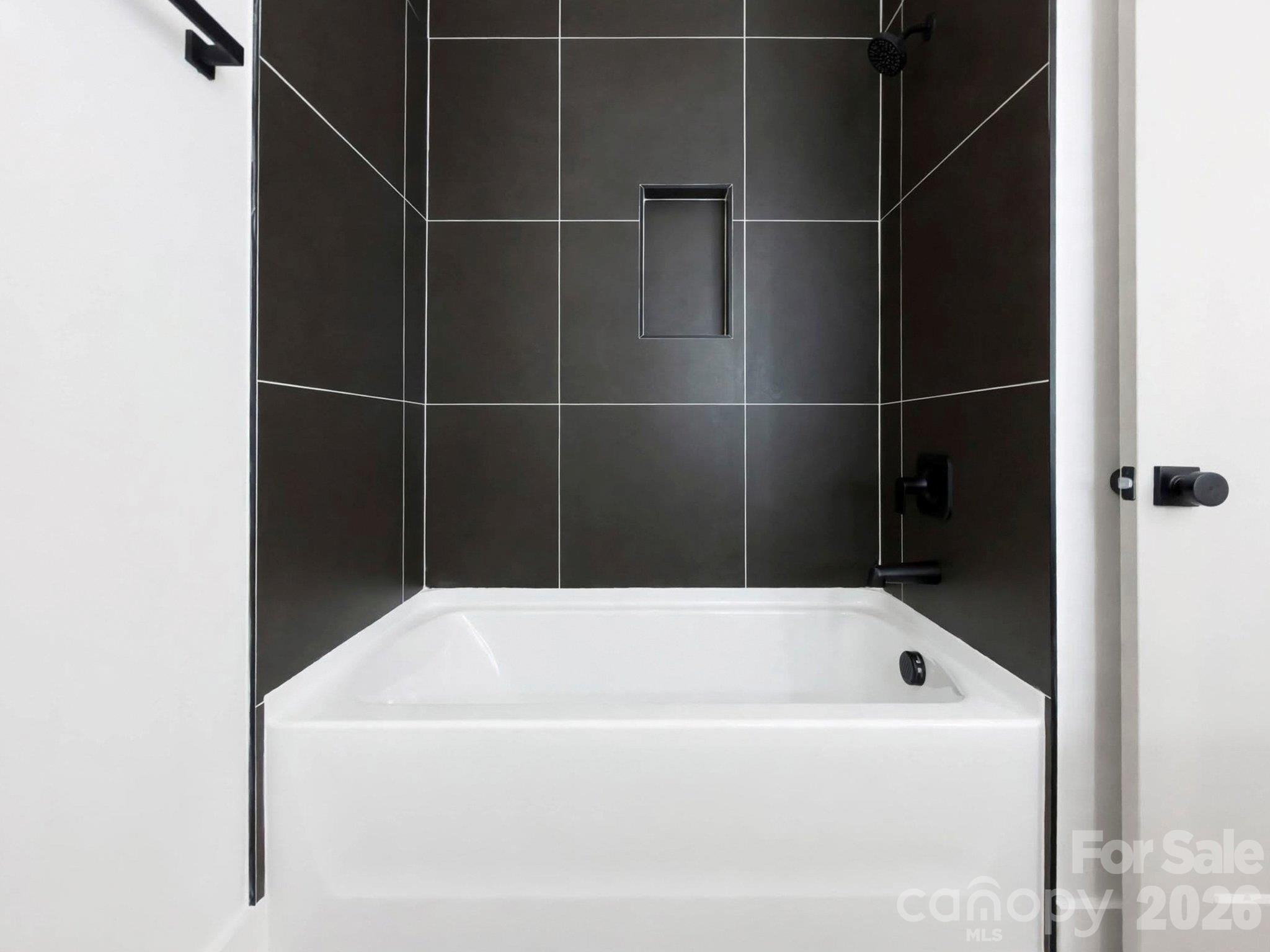 2085 Custer Street Property Photo 30