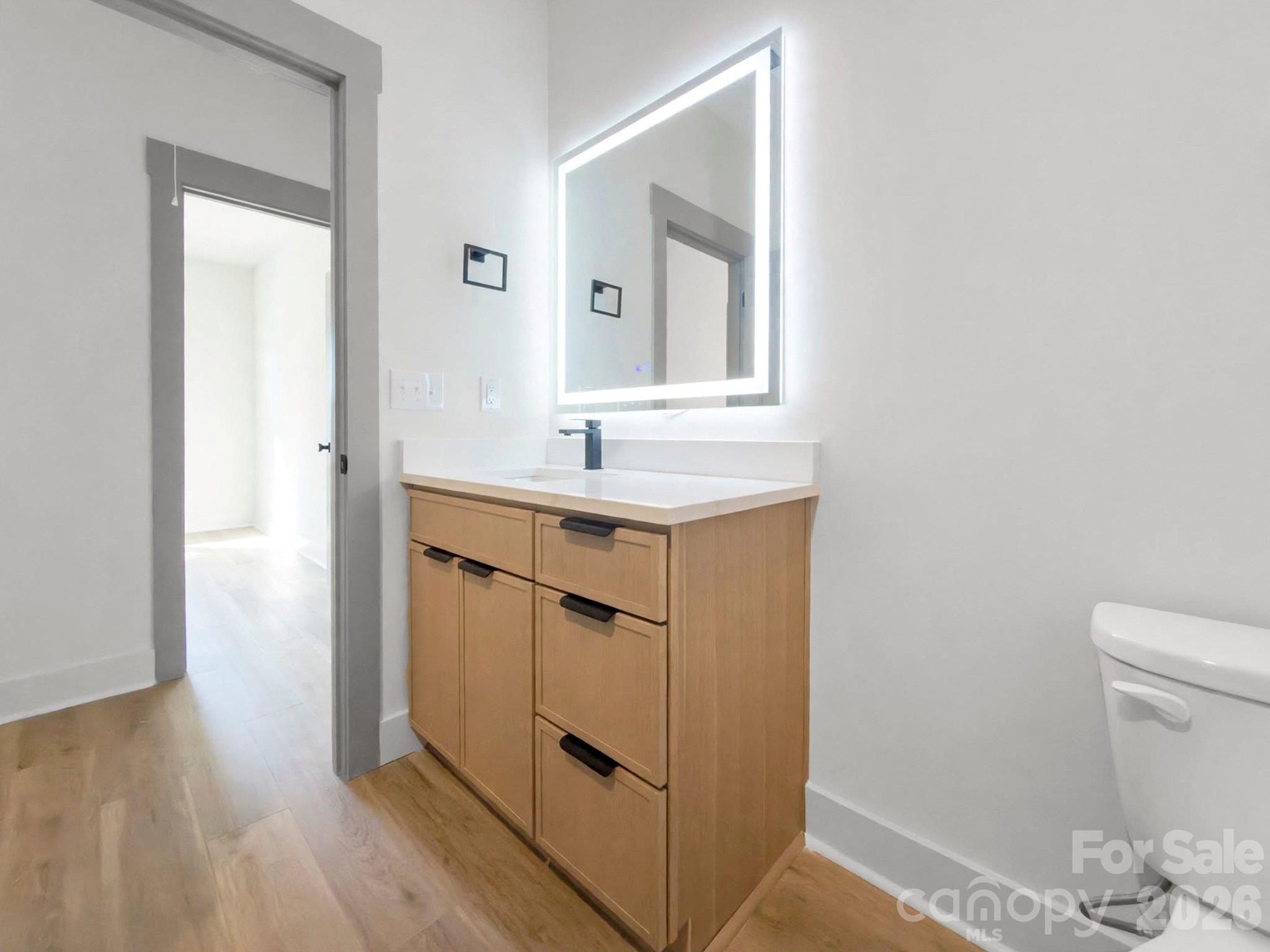 2085 Custer Street Property Photo 31