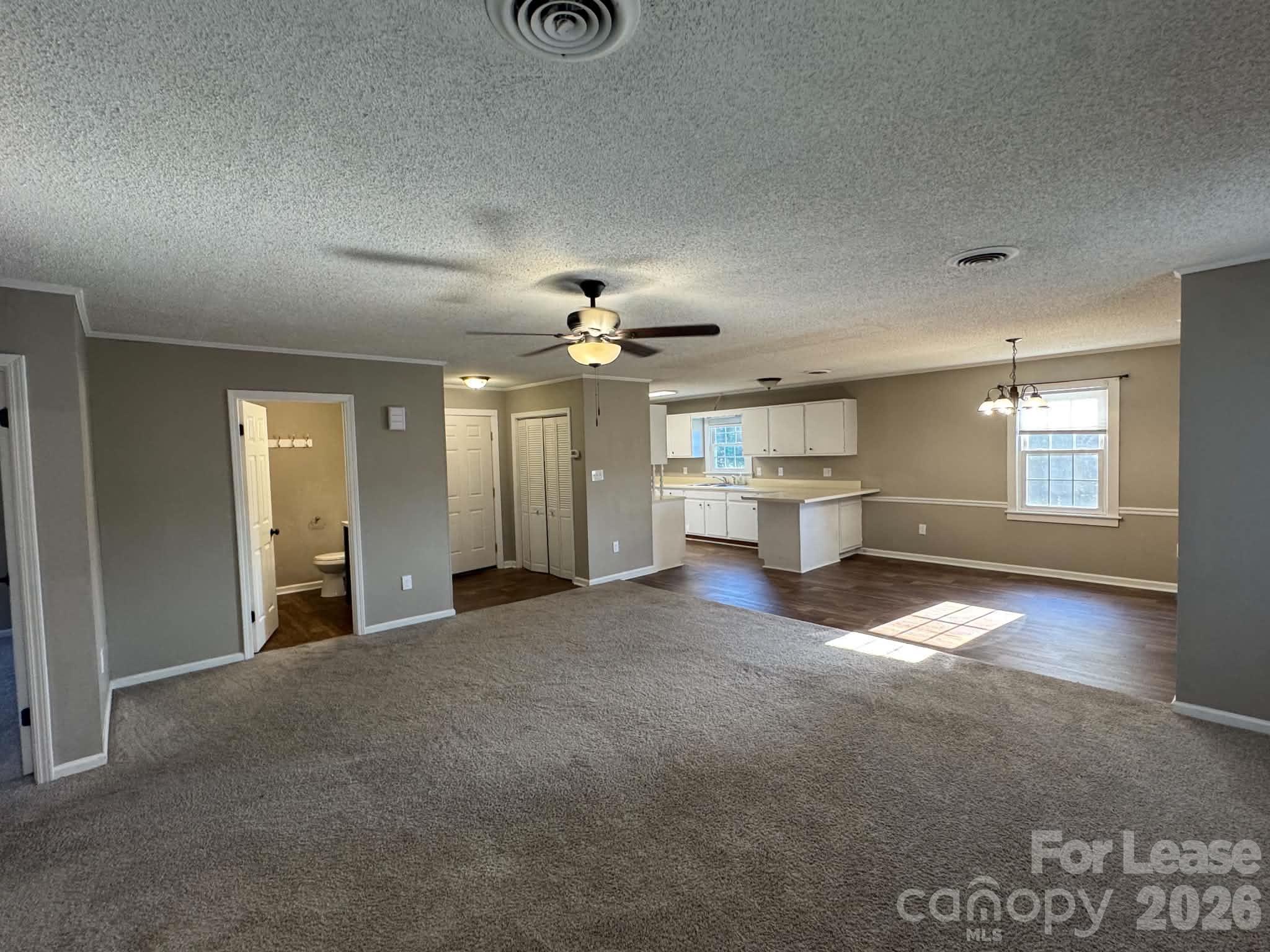 3402 Edgefield Road Property Photo 6
