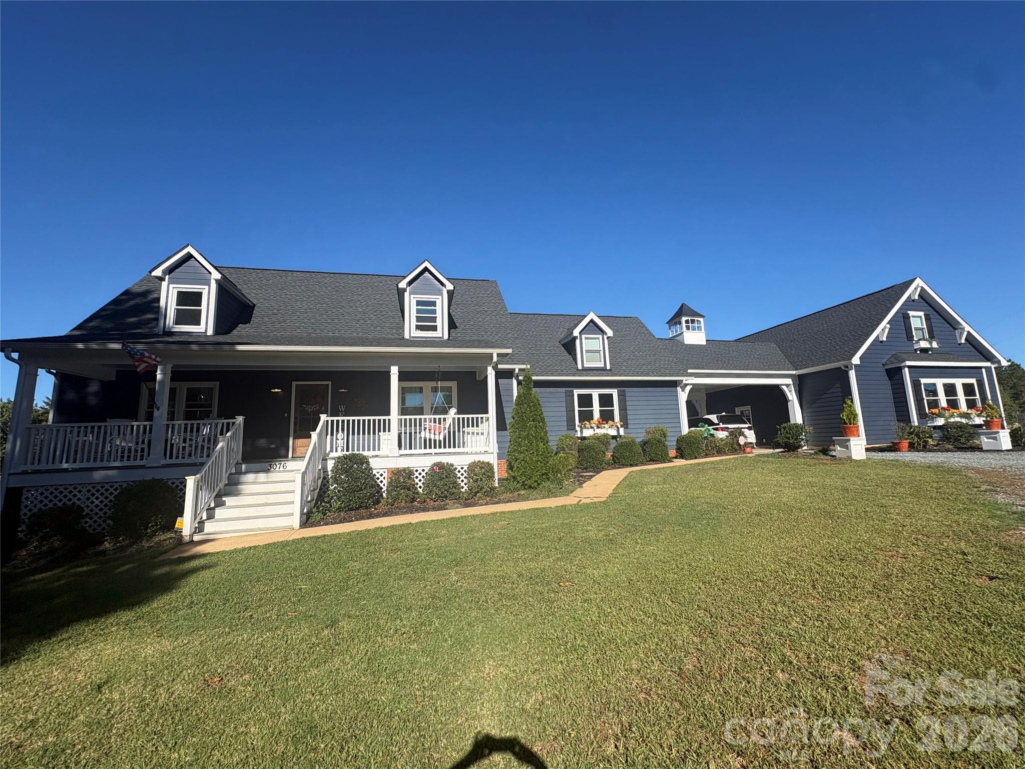 3076 Crestview Lane Property Photo 1