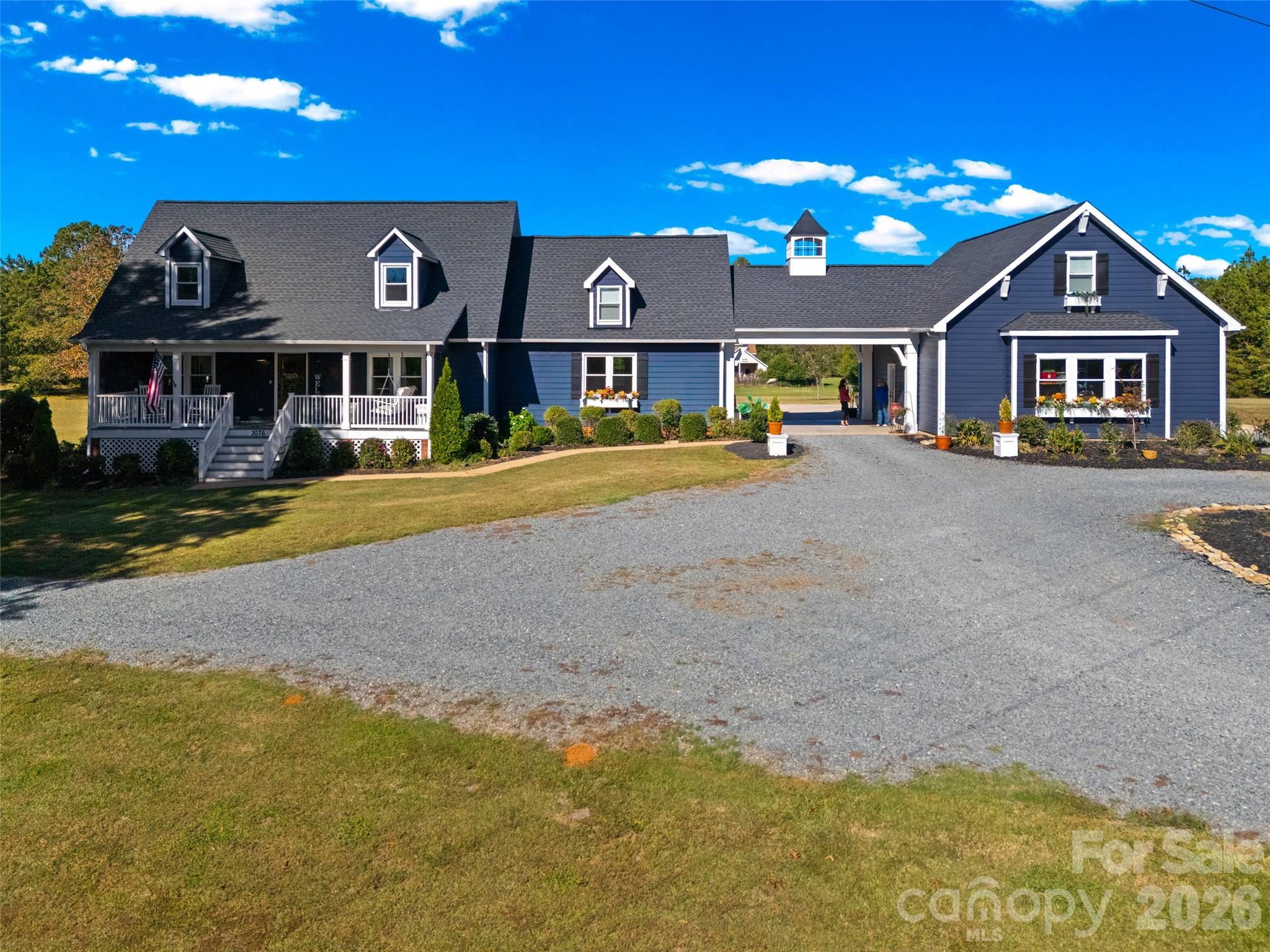 3076 Crestview Lane Property Photo 1