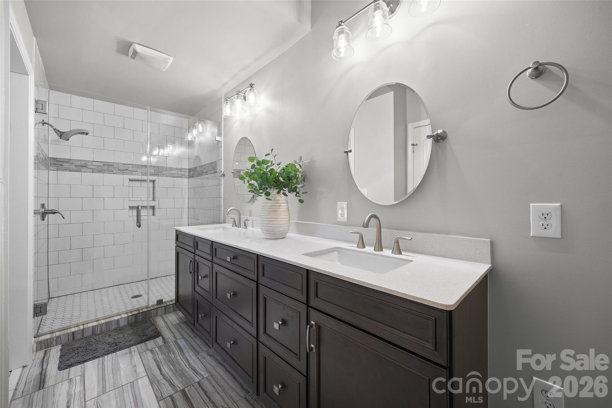 3076 Crestview Lane Property Photo 9