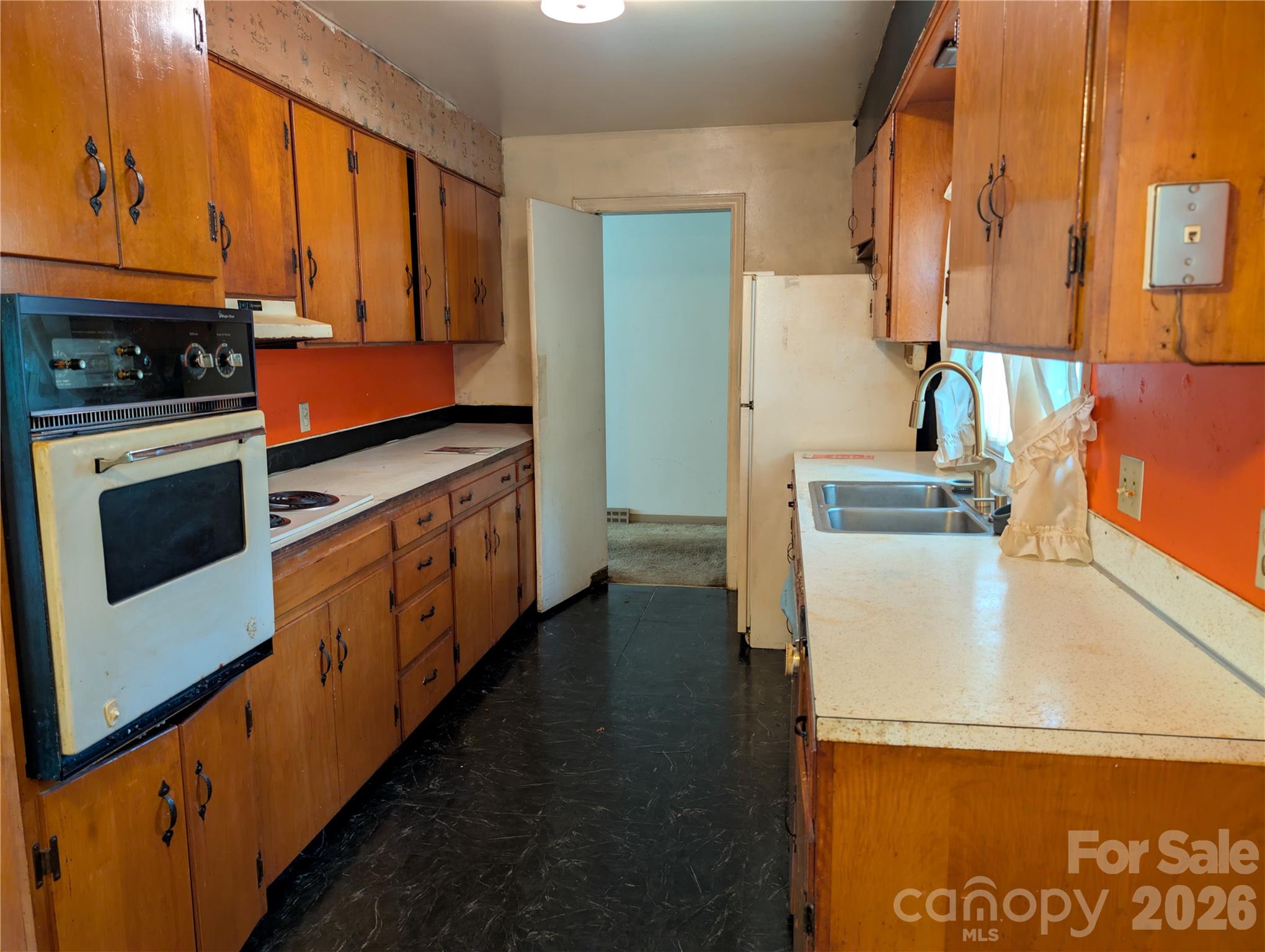 25 Chateau Place Property Photo 6