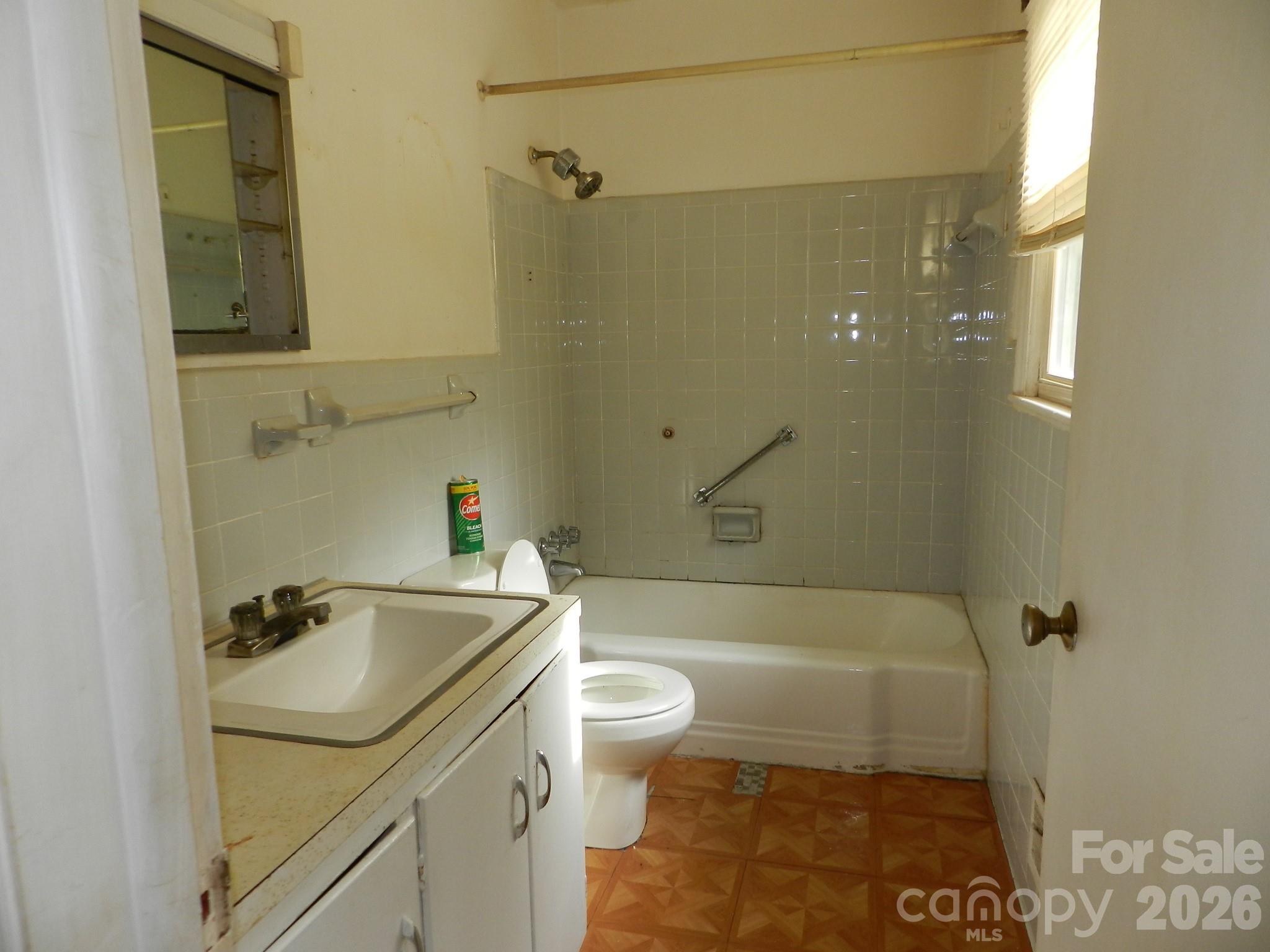 25 Chateau Place Property Photo 12