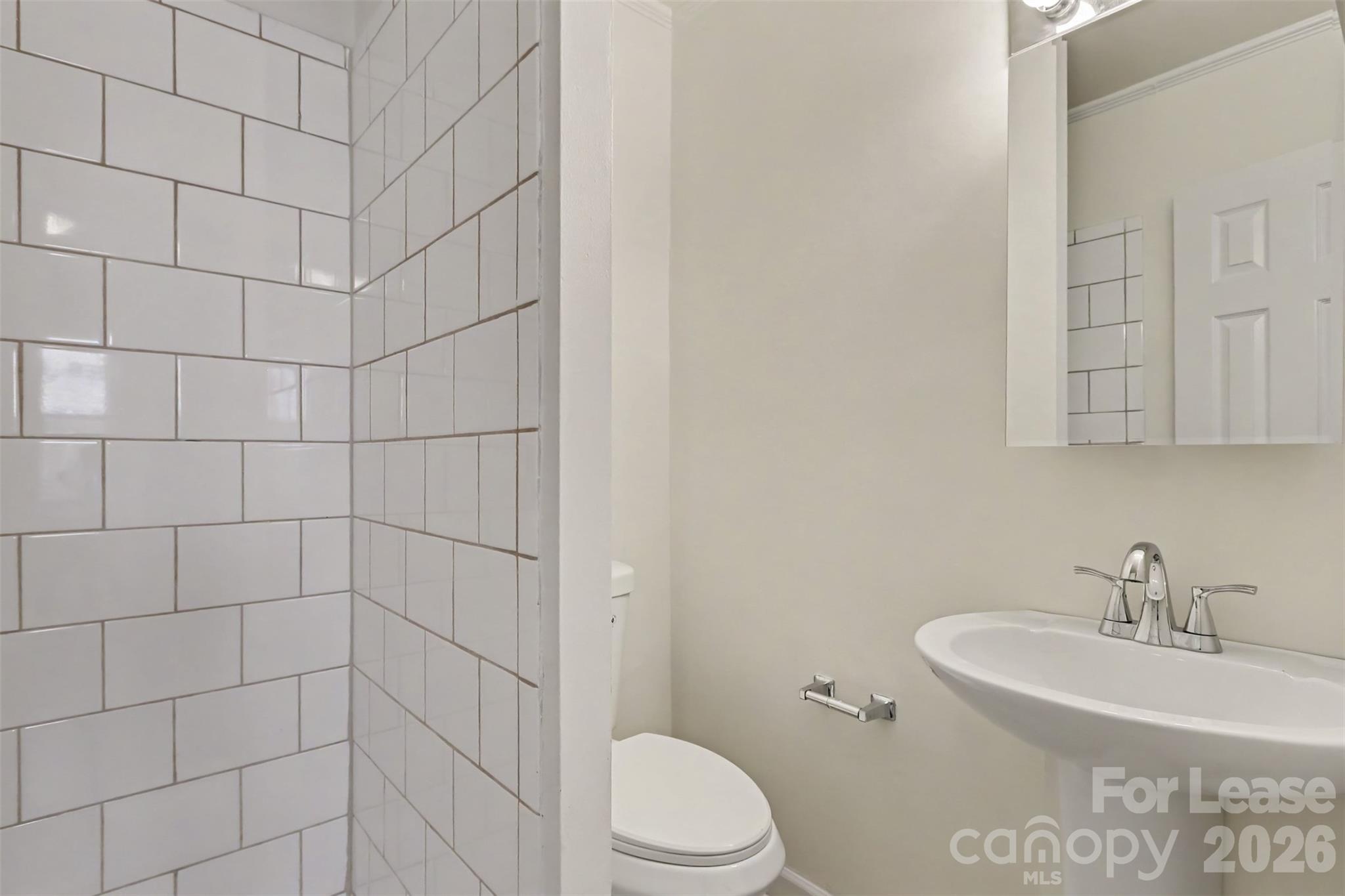 2315 Bancroft Street Property Photo 9