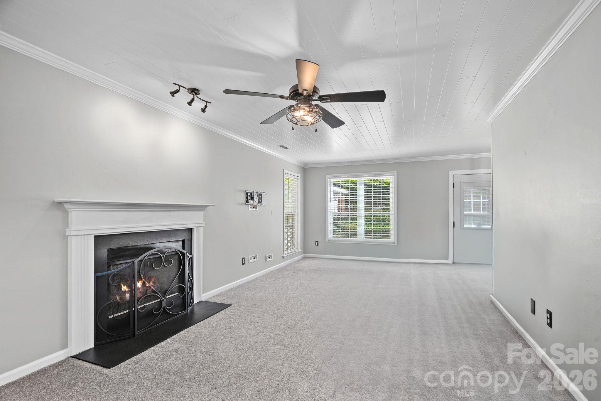 8004 Rachel Court Property Photo 12