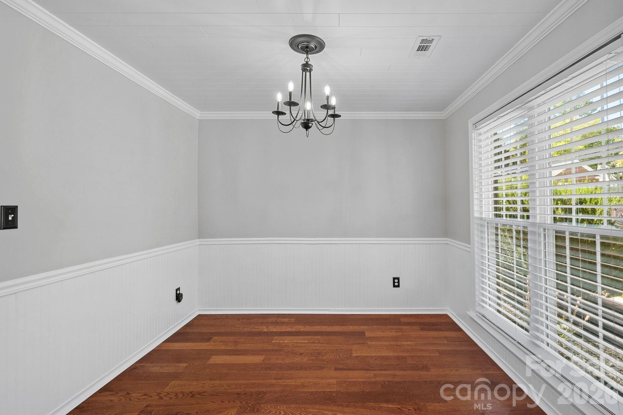 8004 Rachel Court Property Photo 14