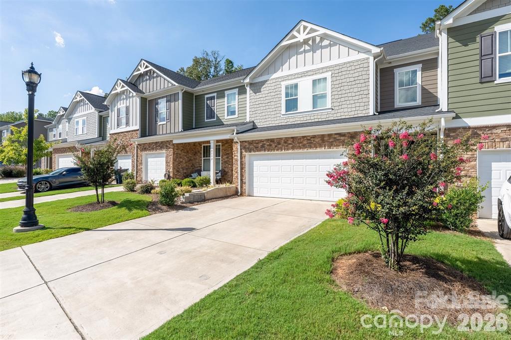 8108 Merryvale Lane Property Photo 1