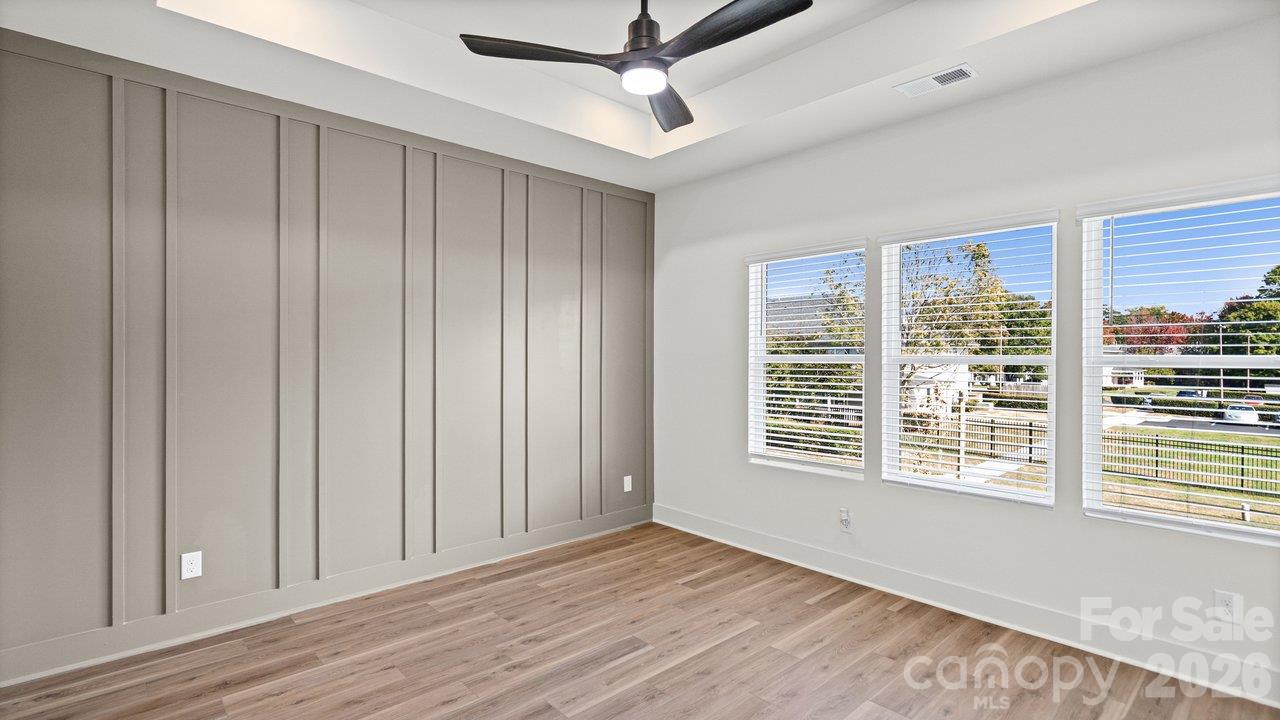 2093 Custer Street Property Photo 20