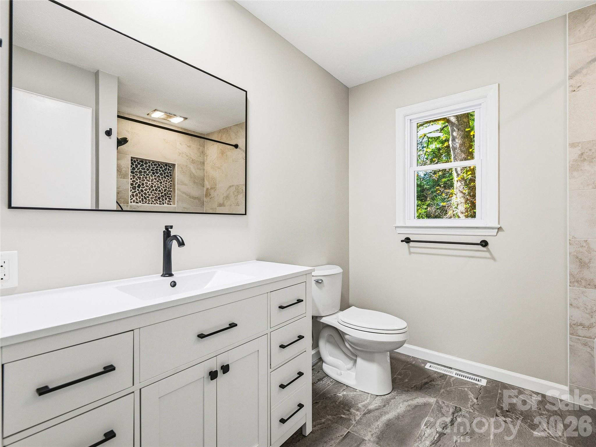 133 Kent Lane Property Photo 37