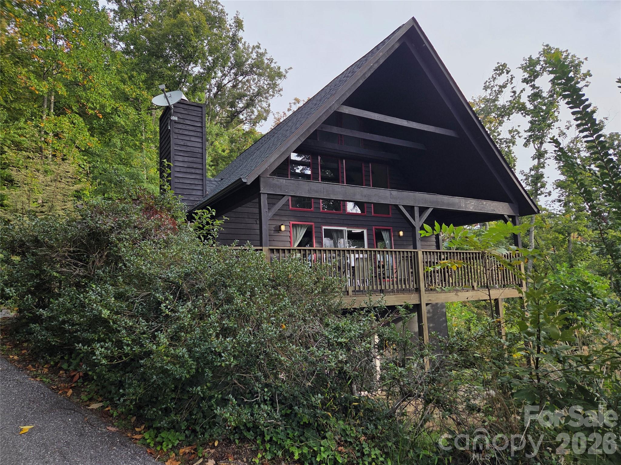 98 Maple Forest Road Property Photo 2