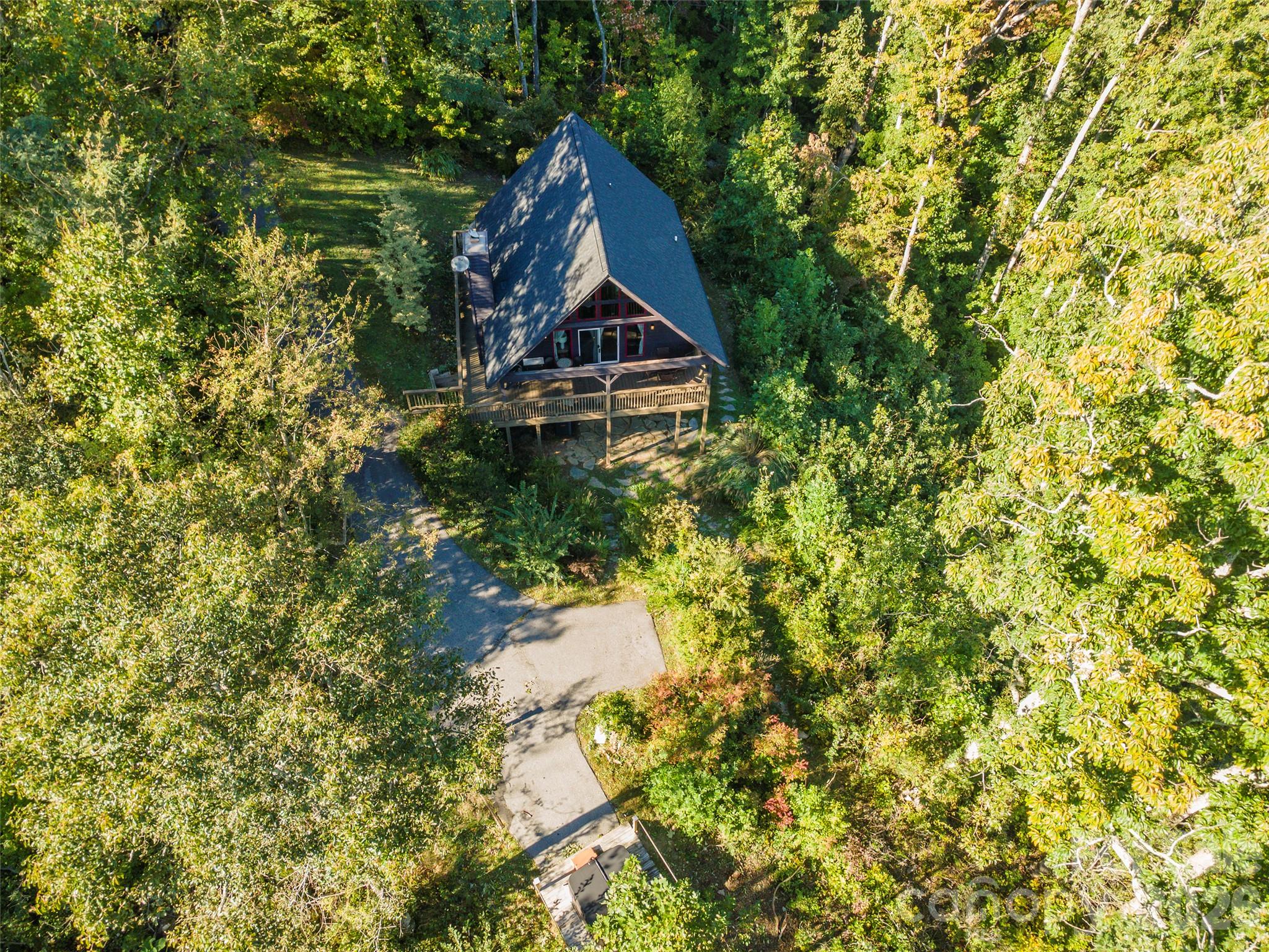 98 Maple Forest Road Property Photo 4