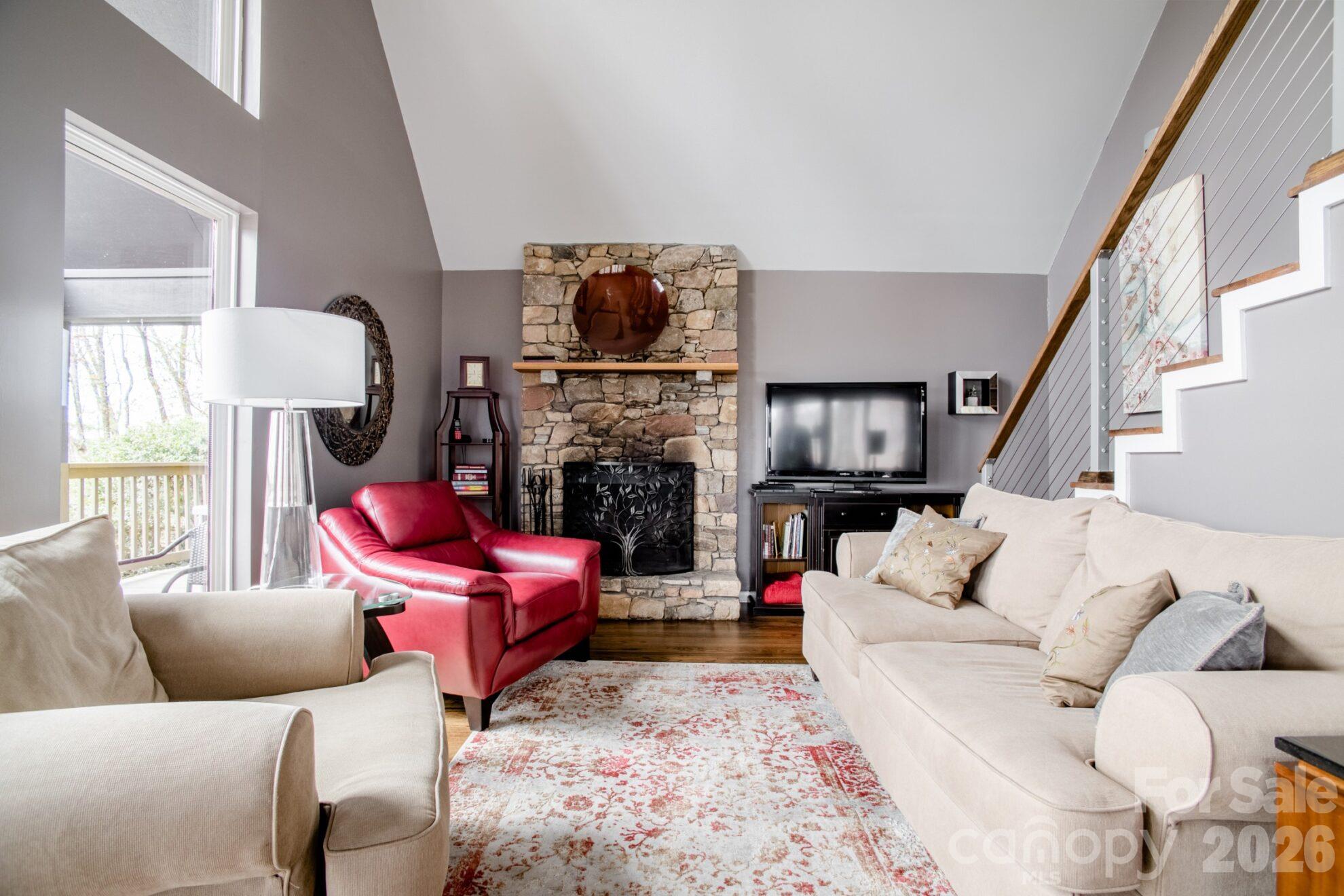 98 Maple Forest Road Property Photo 7