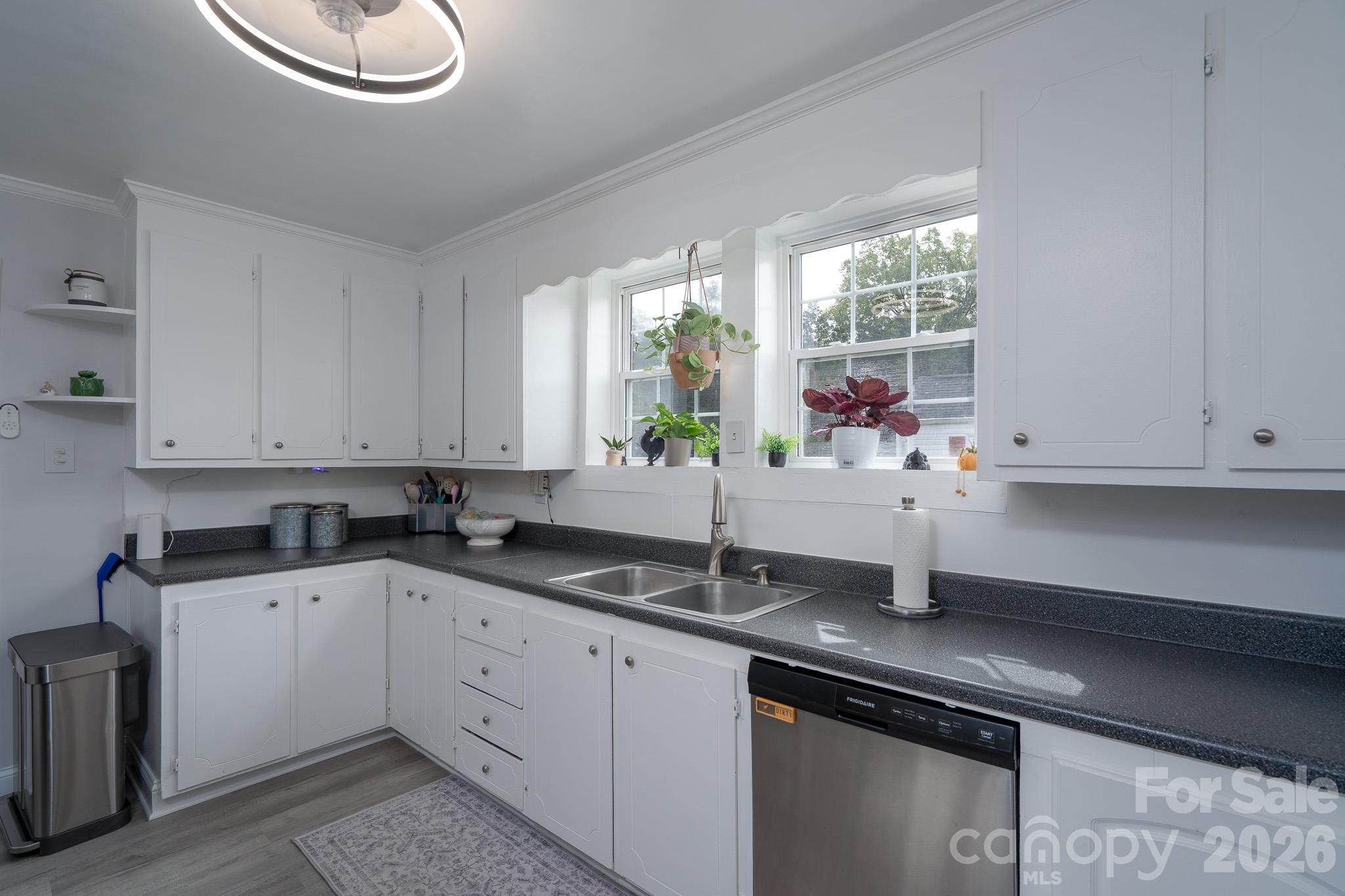 2603 Pennsylvania Street Property Photo 8