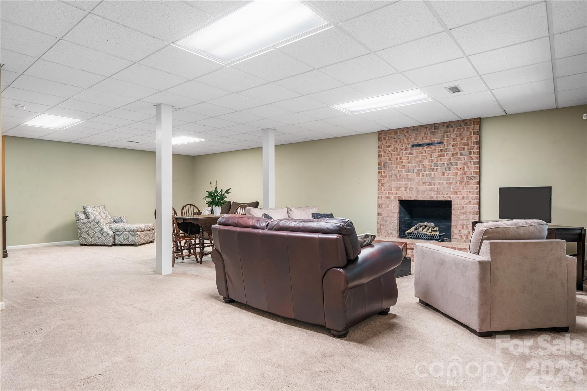 925 38th Avenue Property Photo 32