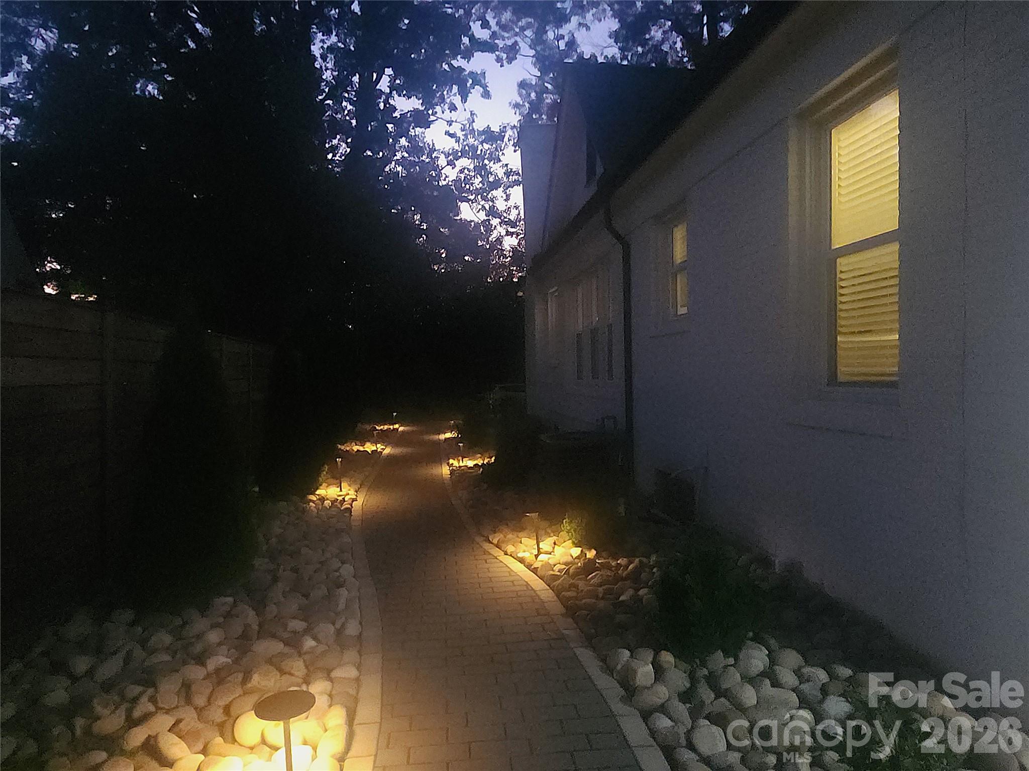 213 Lenoir Street Property Photo 24