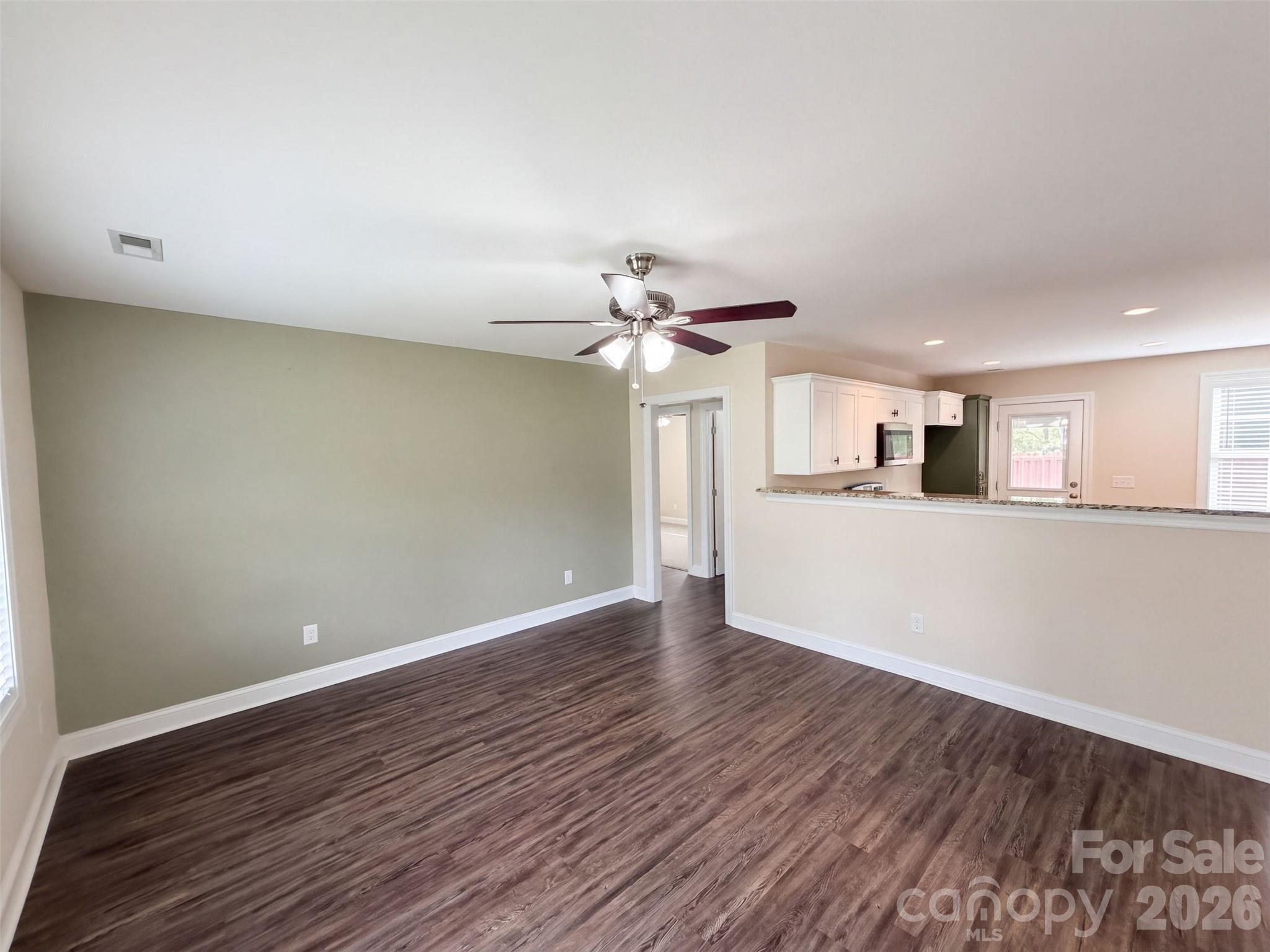 335 Odell Drive Property Photo 3