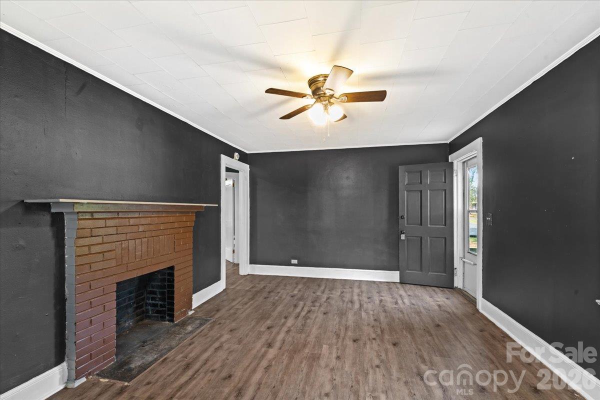911 Carolina Avenue Property Photo 10