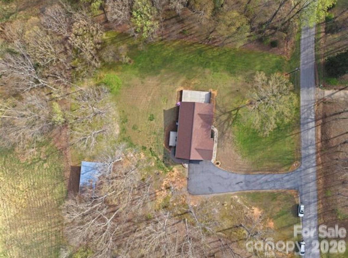 328 Davidson Court Property Photo 6