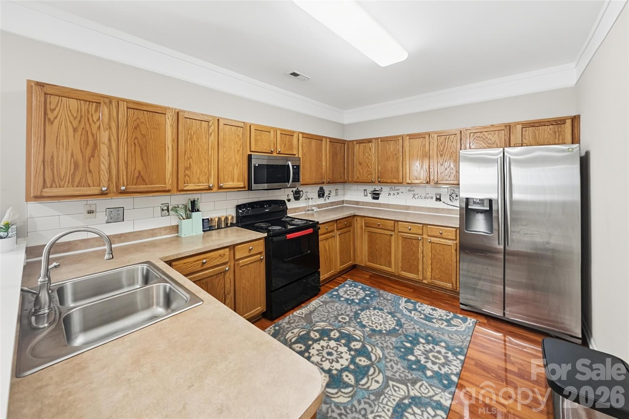 8538 Greenware Trail Property Photo 7