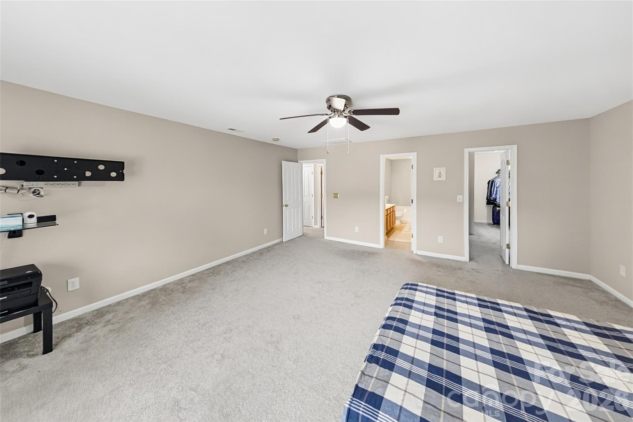 8538 Greenware Trail Property Photo 11