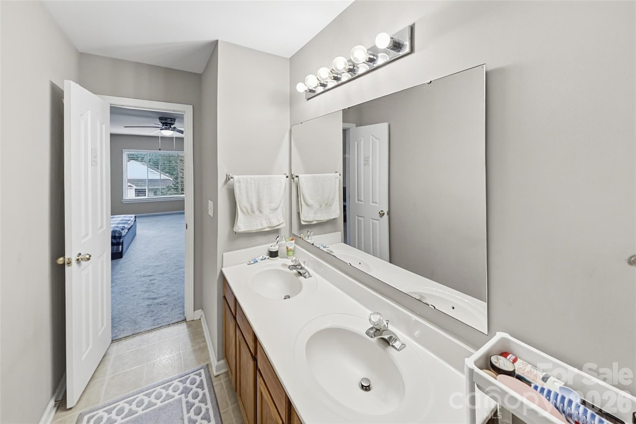 8538 Greenware Trail Property Photo 12