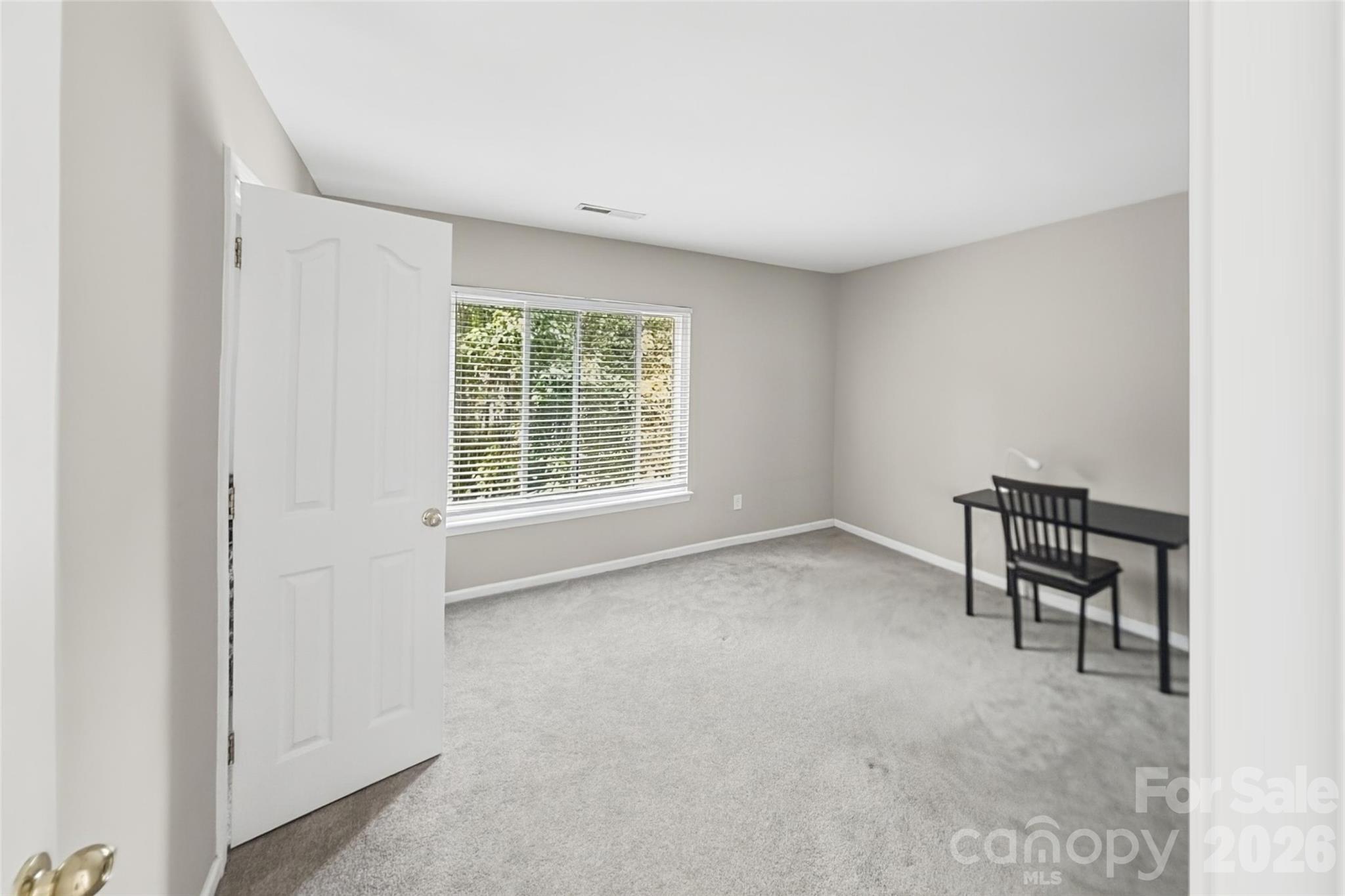 8538 Greenware Trail Property Photo 14