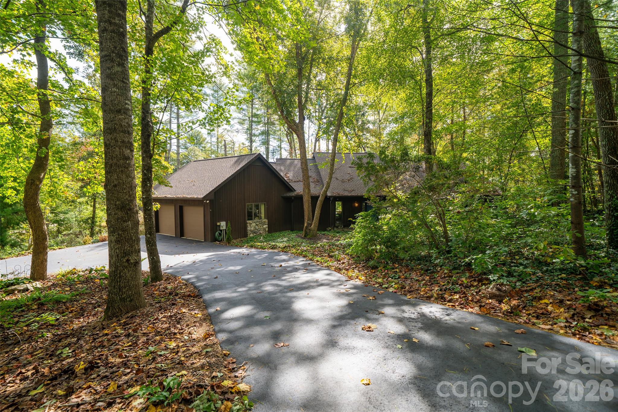 2 Dogwood Lane Property Photo 3