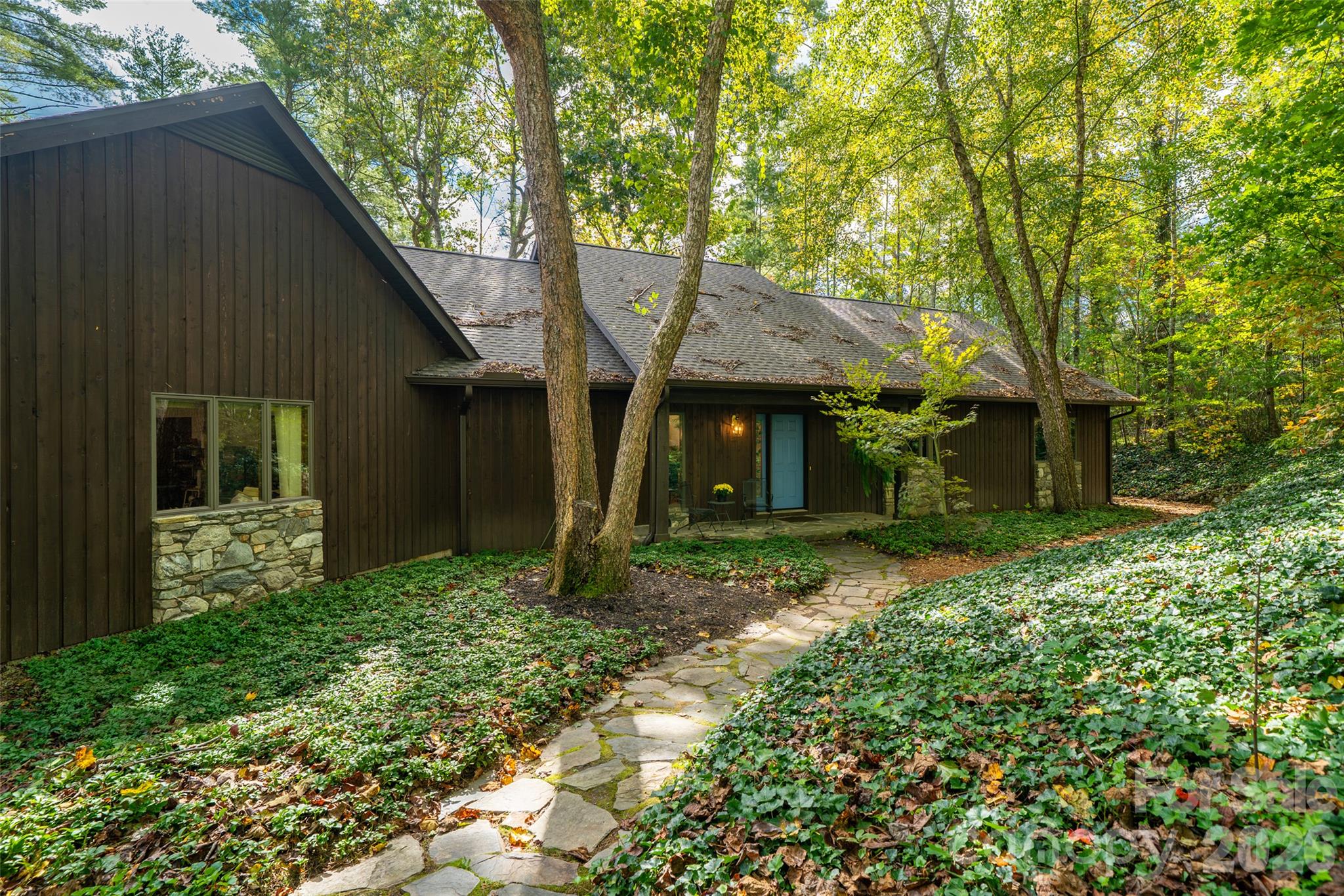 2 Dogwood Lane Property Photo 5