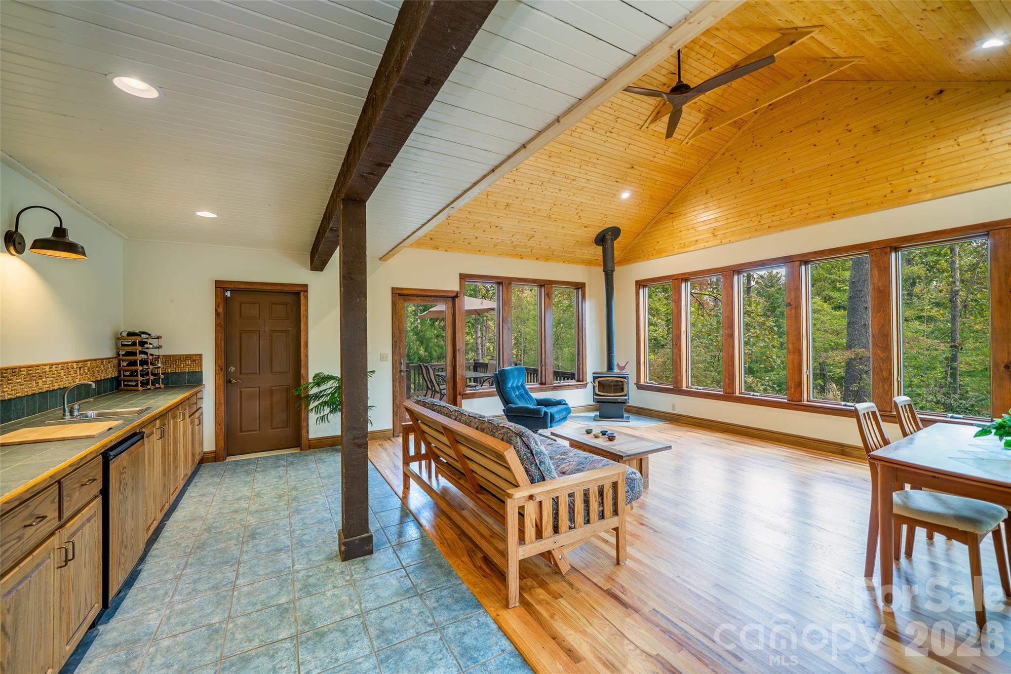 2 Dogwood Lane Property Photo 17