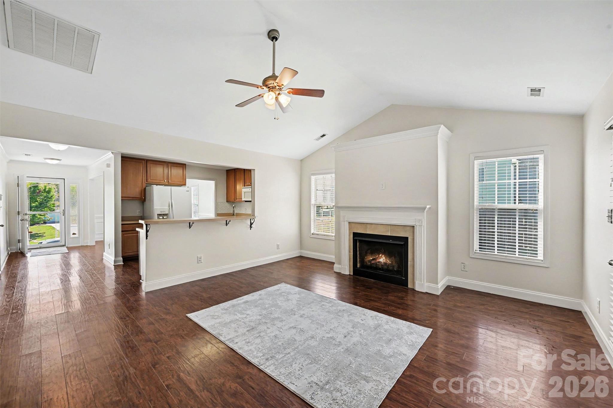 225 Brooks Farm Drive Property Photo 6