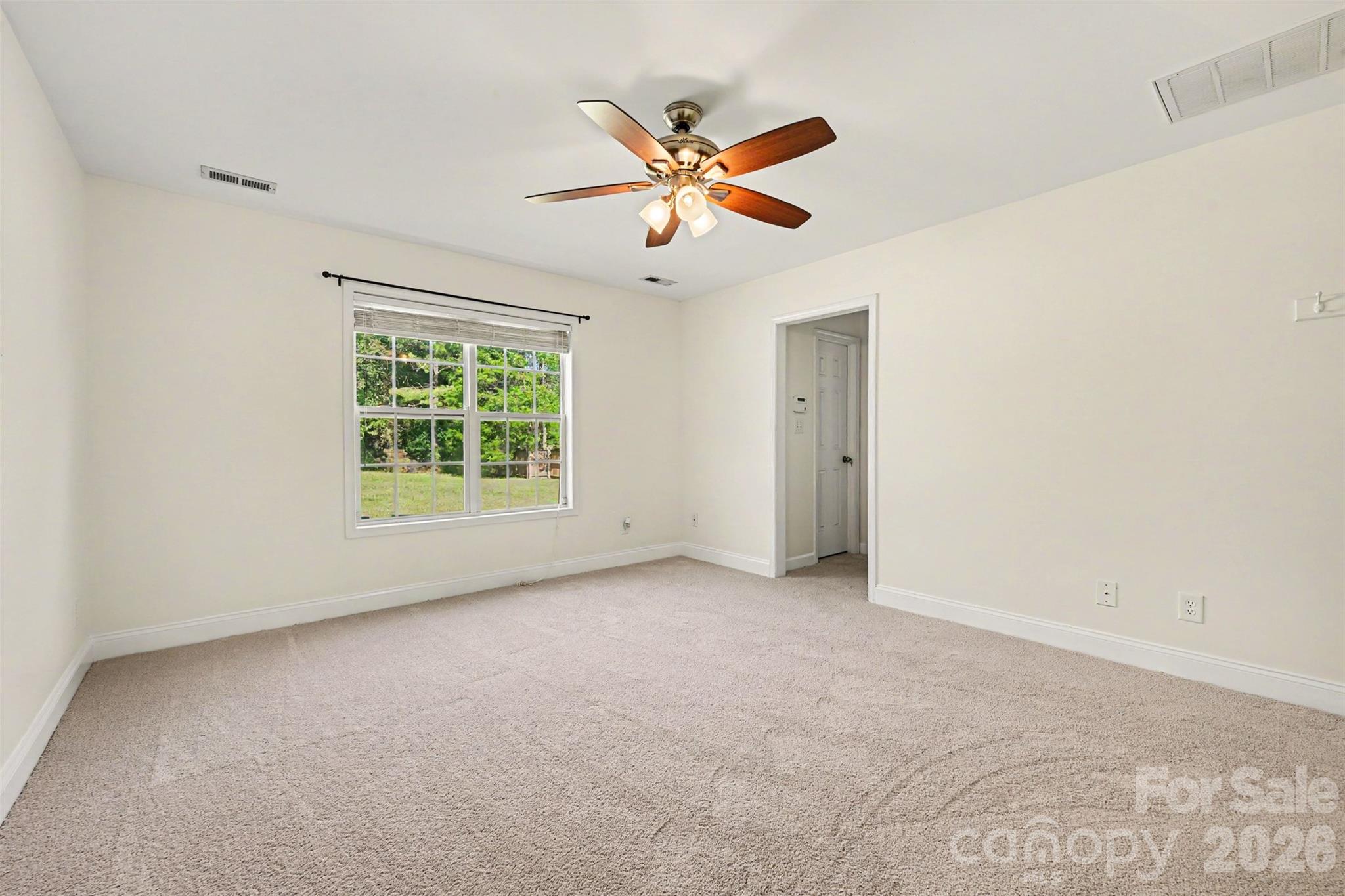 225 Brooks Farm Drive Property Photo 13