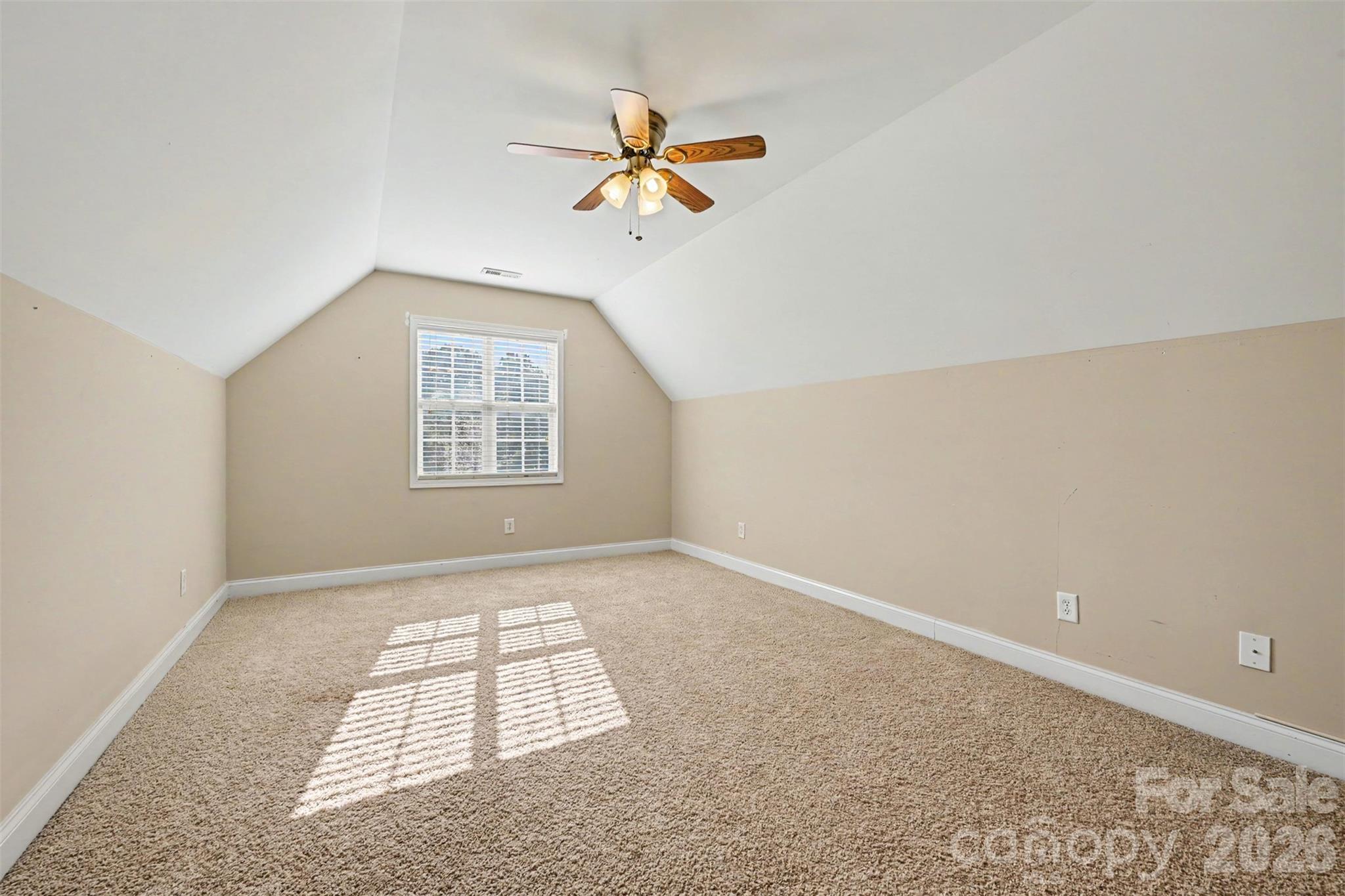 225 Brooks Farm Drive Property Photo 18