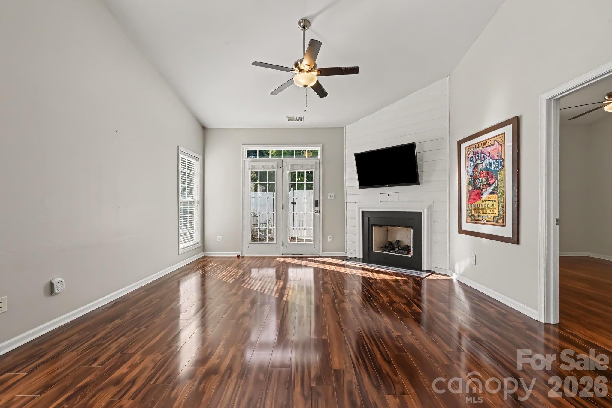 8334 Carob Tree Lane Property Photo 7