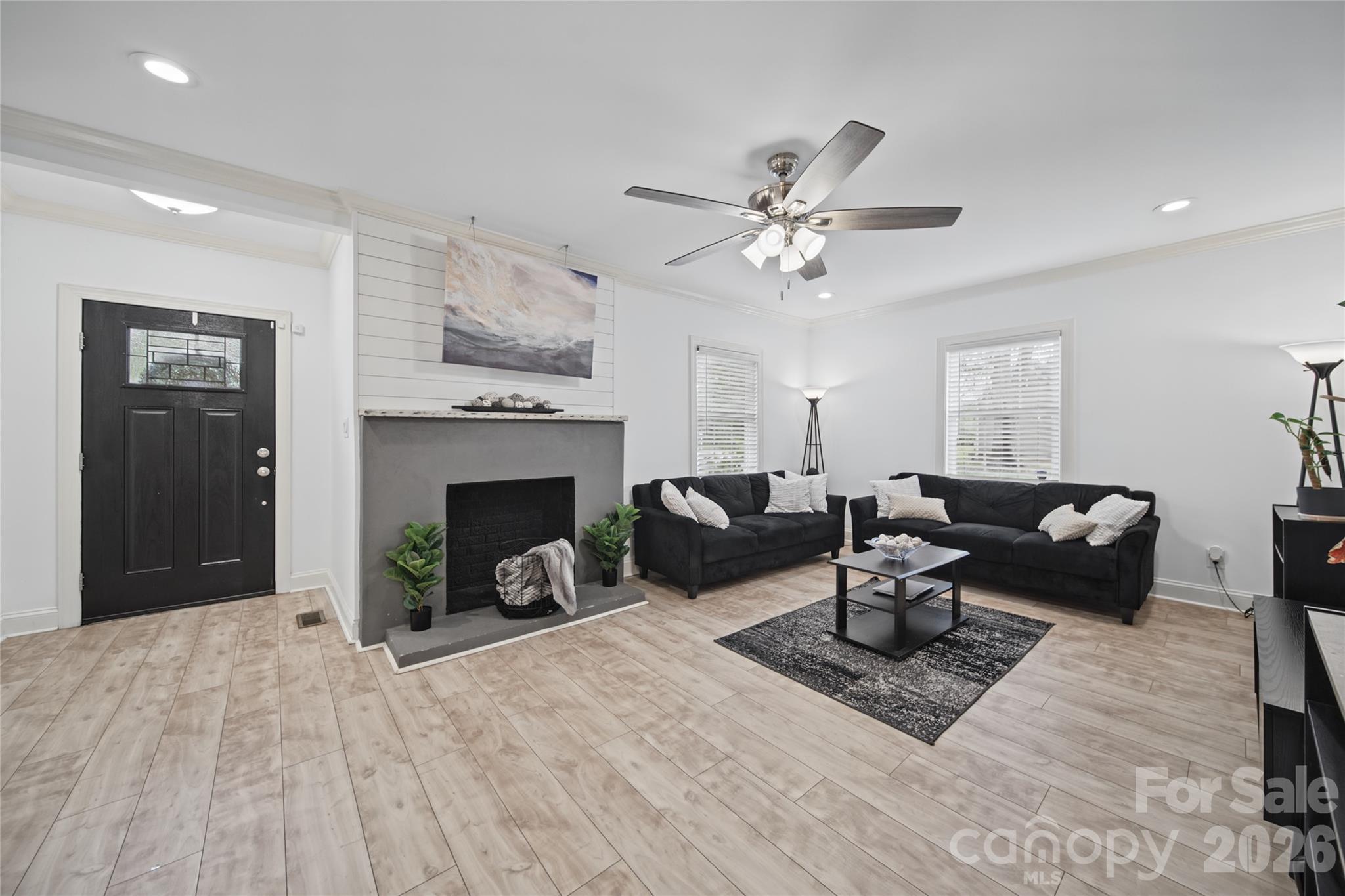 601 Carolina Avenue Property Photo 2